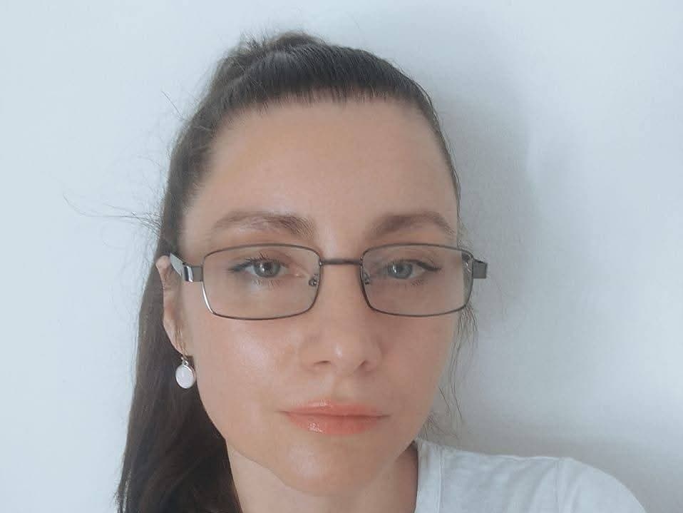 Nicoleta C.