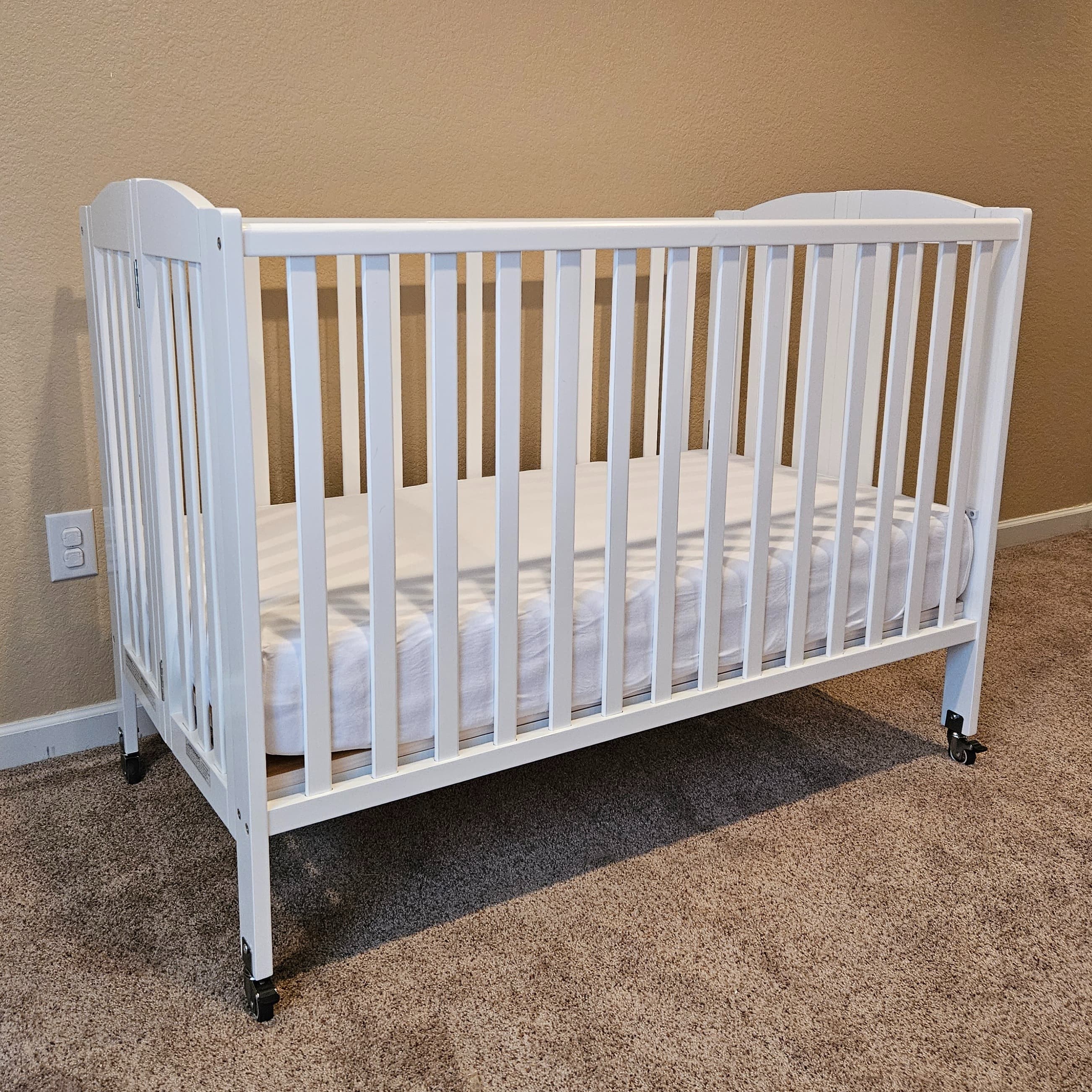 Full-Size Premium Crib & Healthy Sleep Bundle
