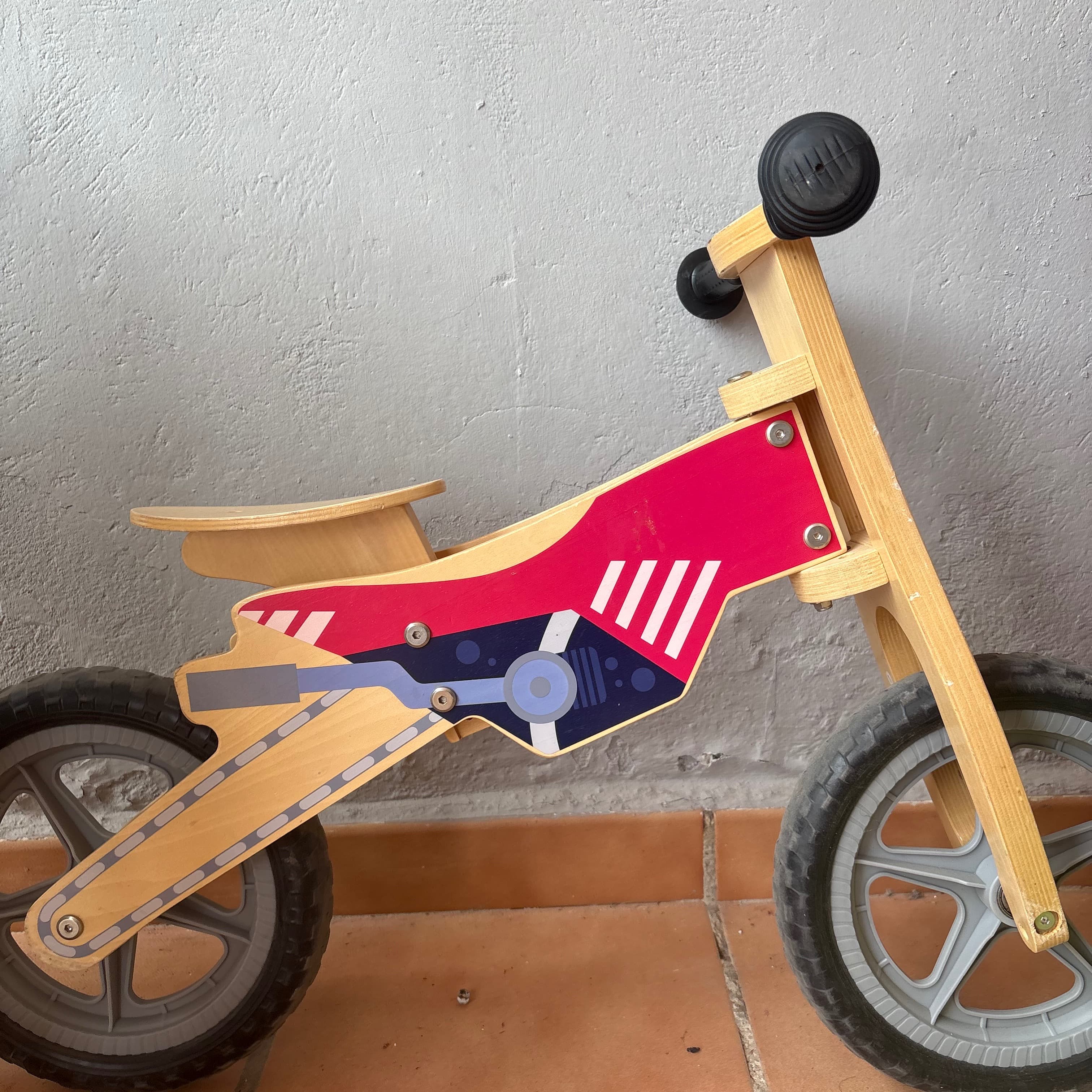 Carrefour balance wooden bike 