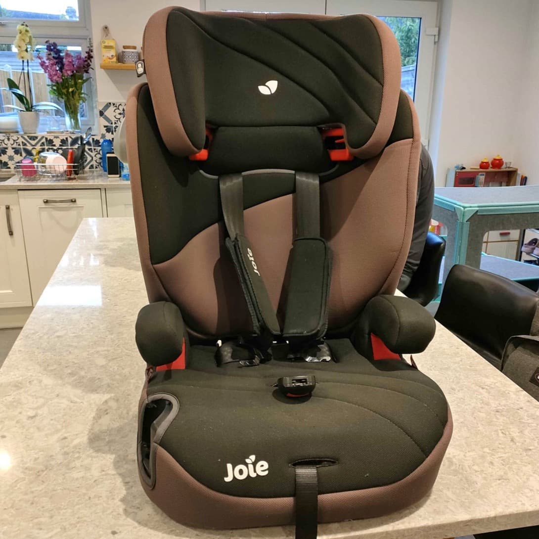 Joie Elevate R129 Toddler to Booster Car Seat
