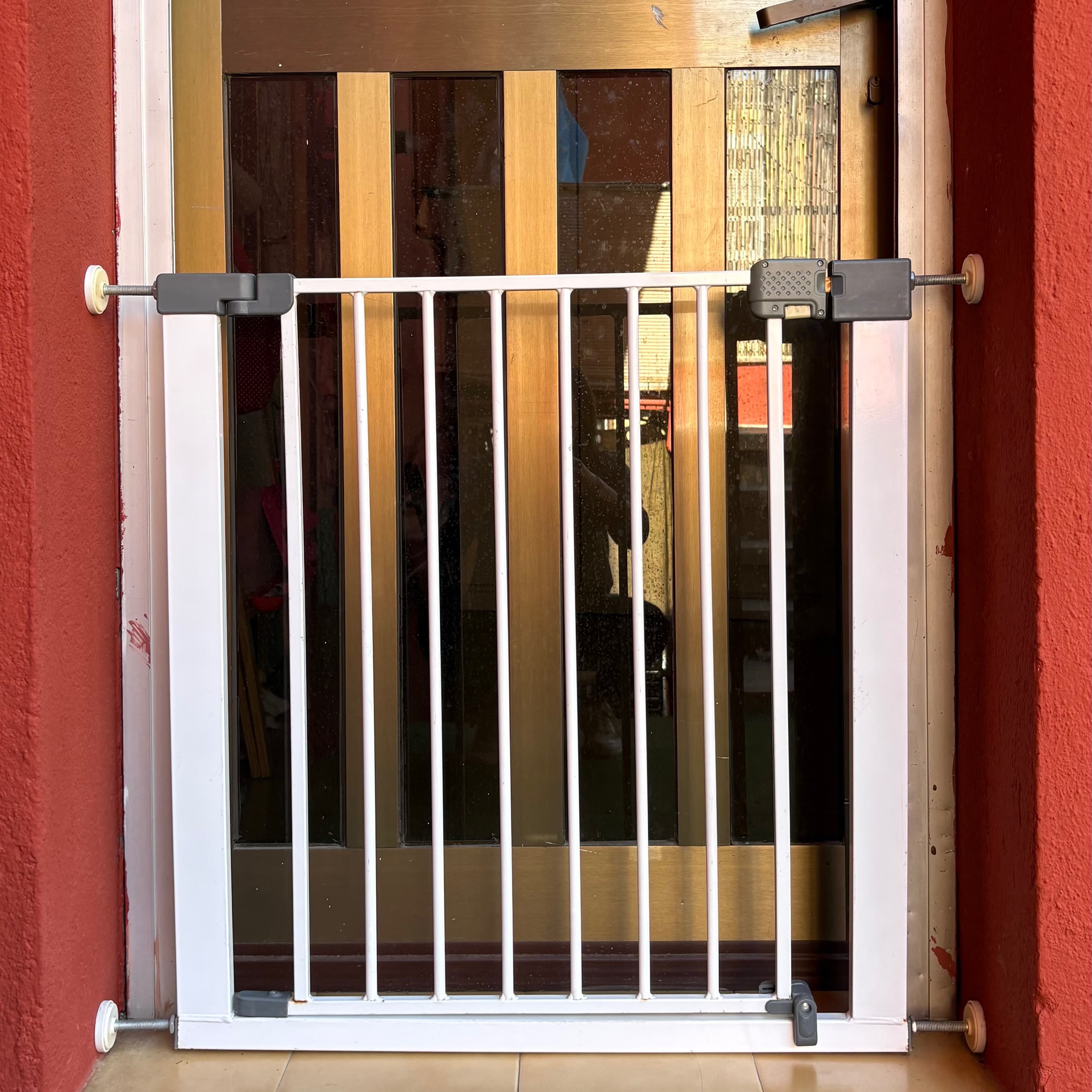Security gate or barrier 
