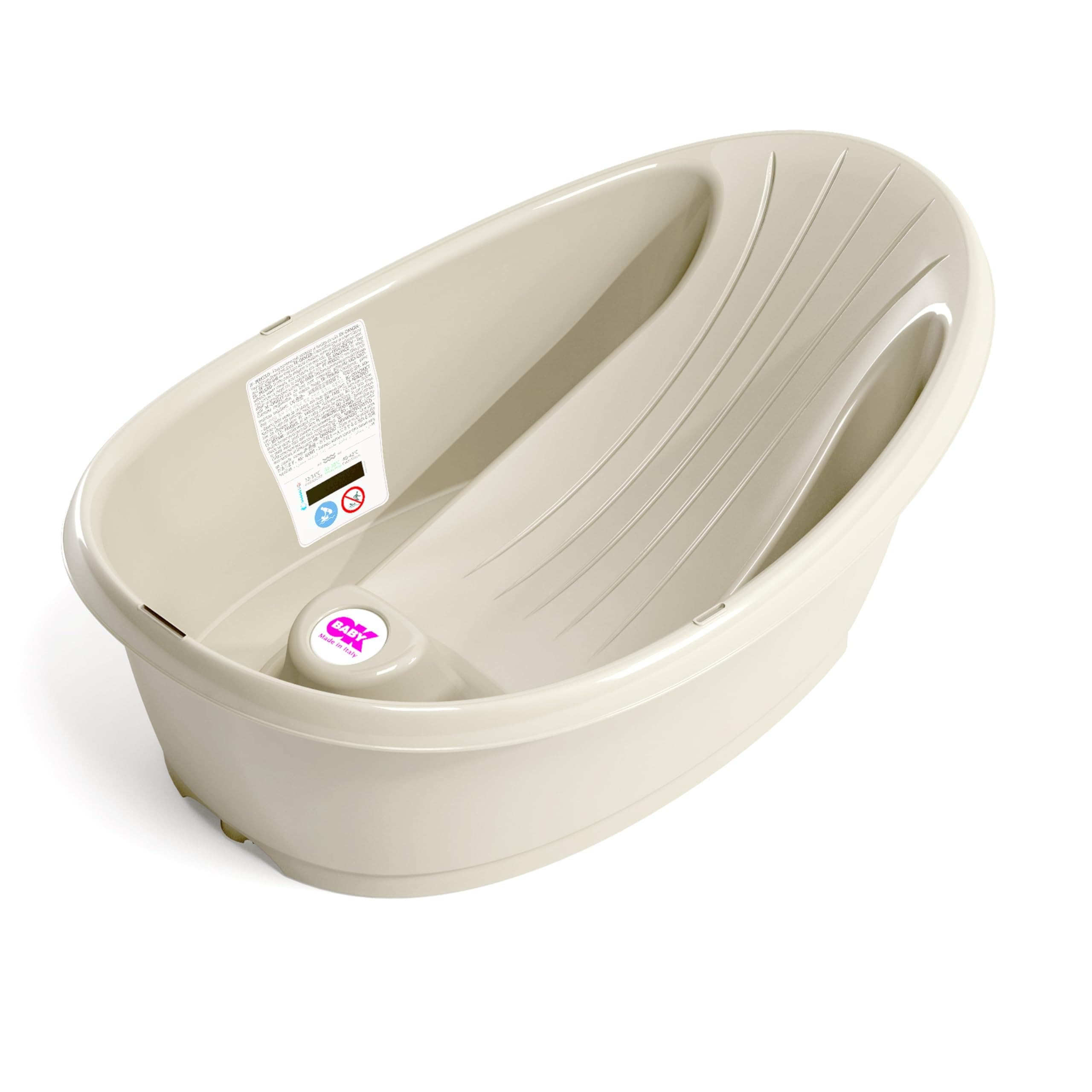 Bath tub