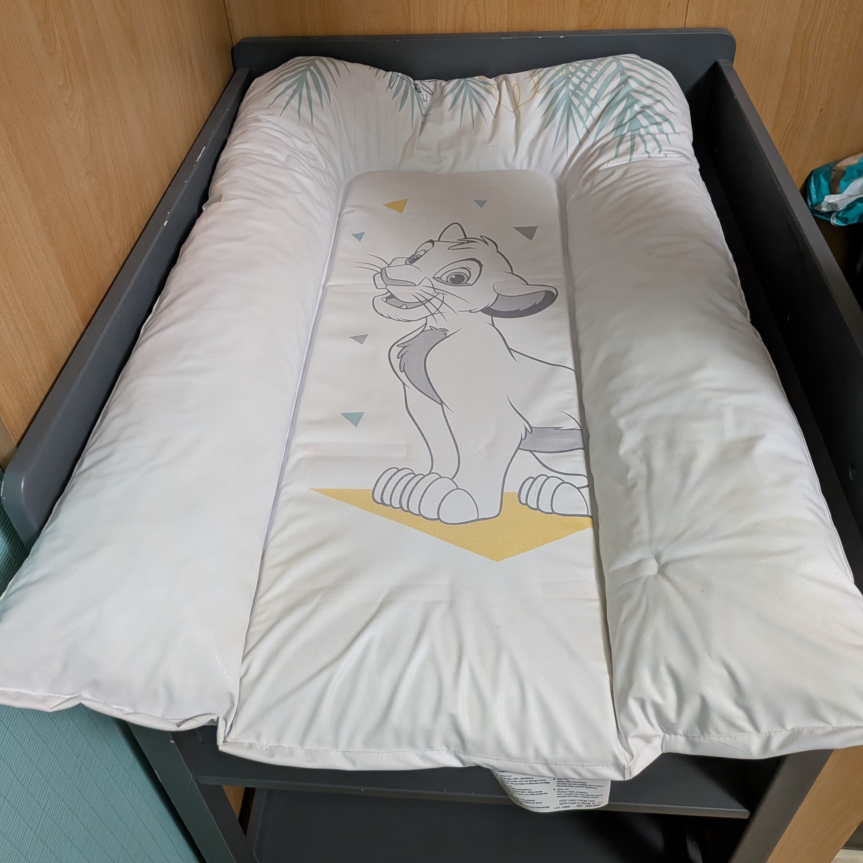 Large Vertbaudet changing table and mattress 