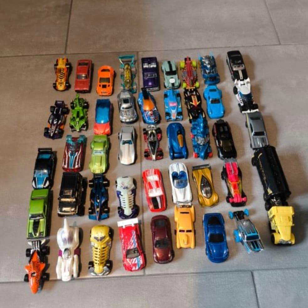 Lot of mini cars ( Dinkies)