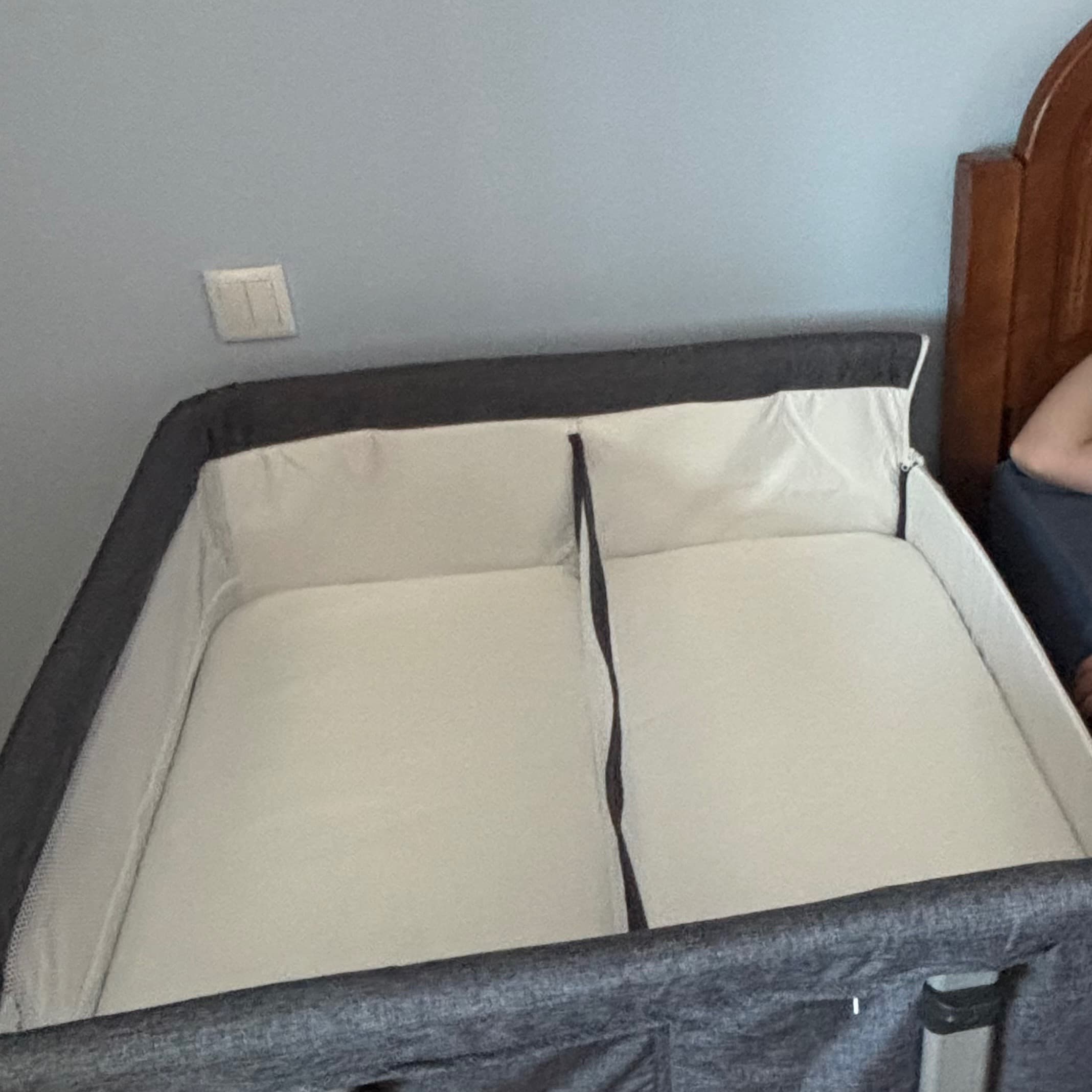 Twin bassinet
