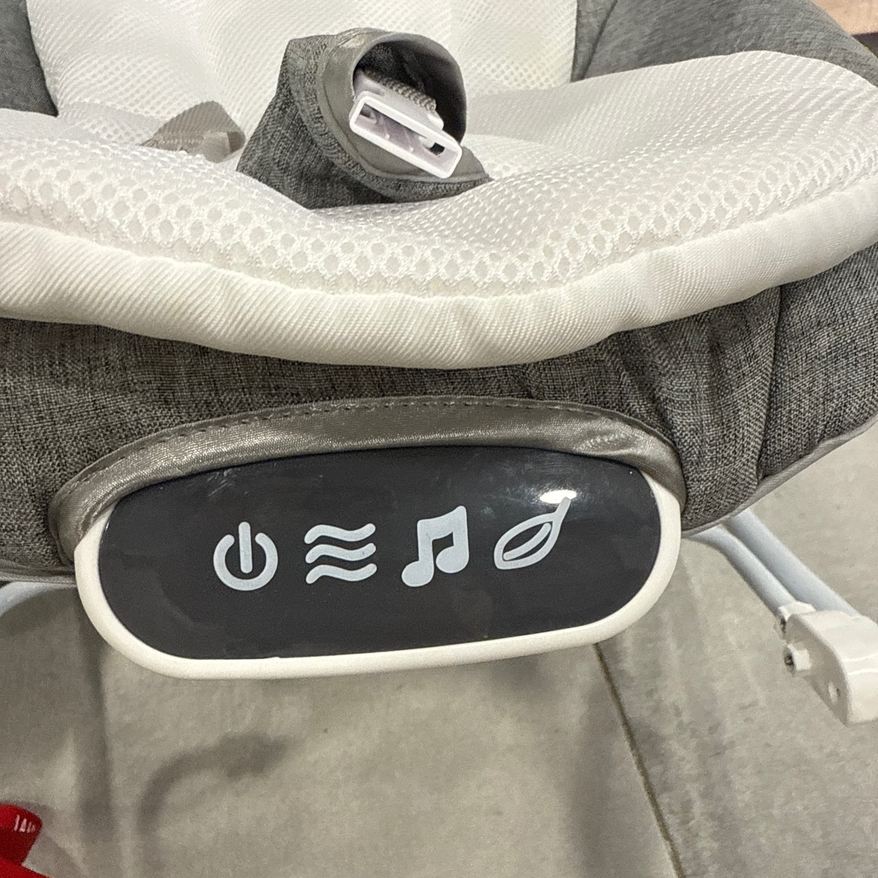 Vibrating hammock 