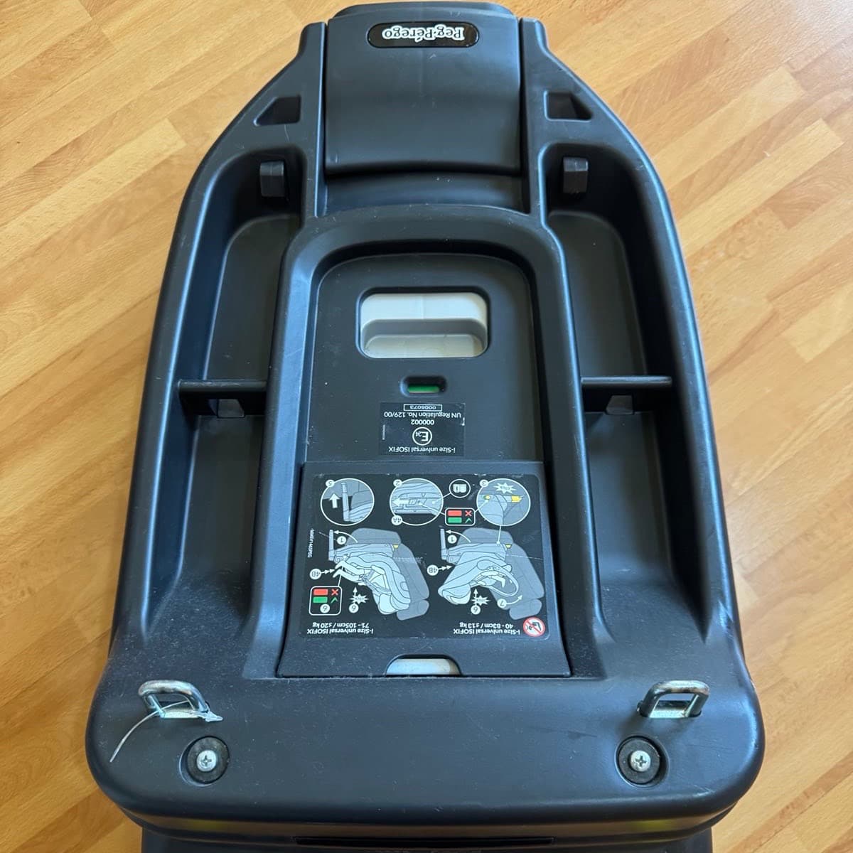 Primo Viaggio infant car seat travel mechanism