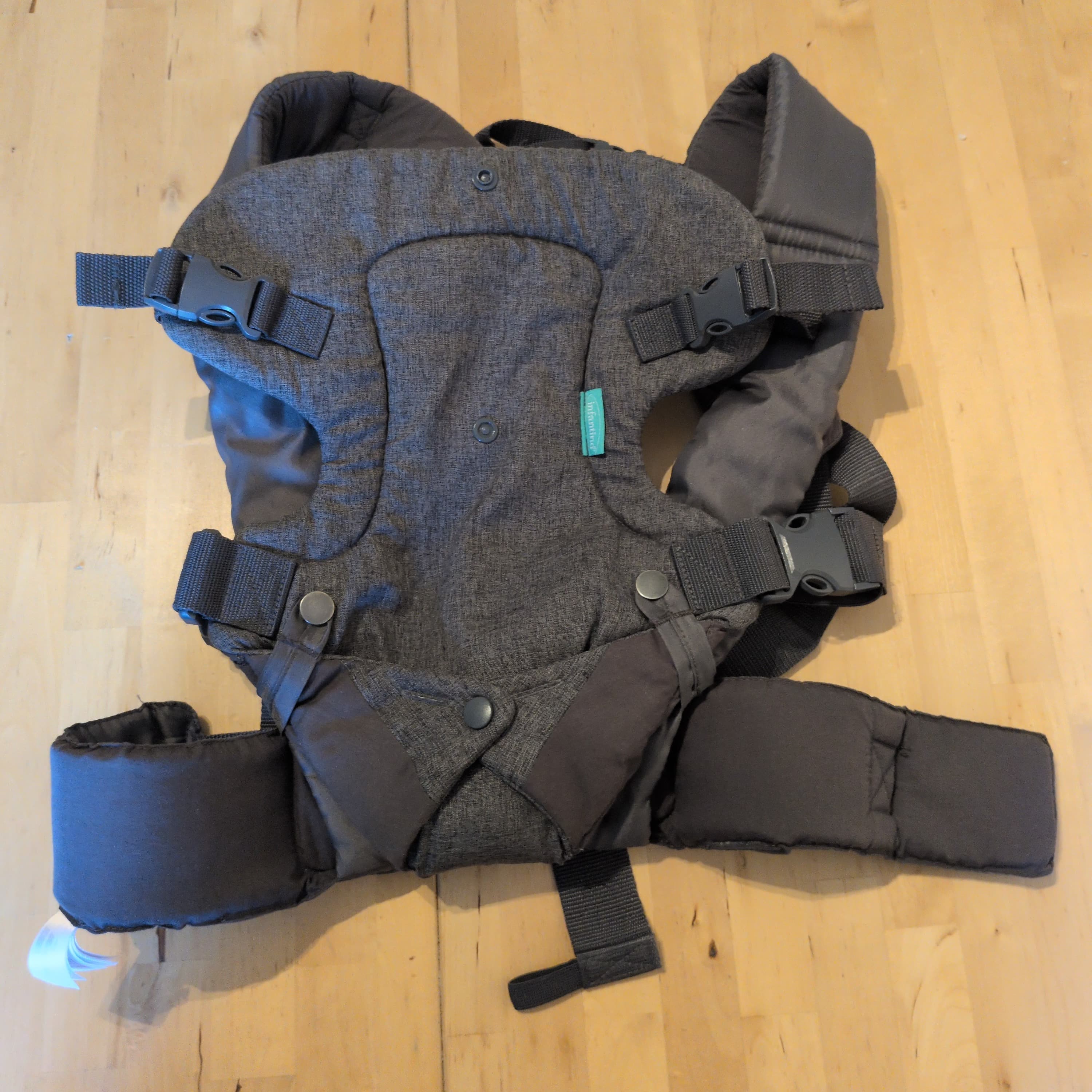 Infantino Flip Advanced 4-in-1 Convertible Carrier  - 3
