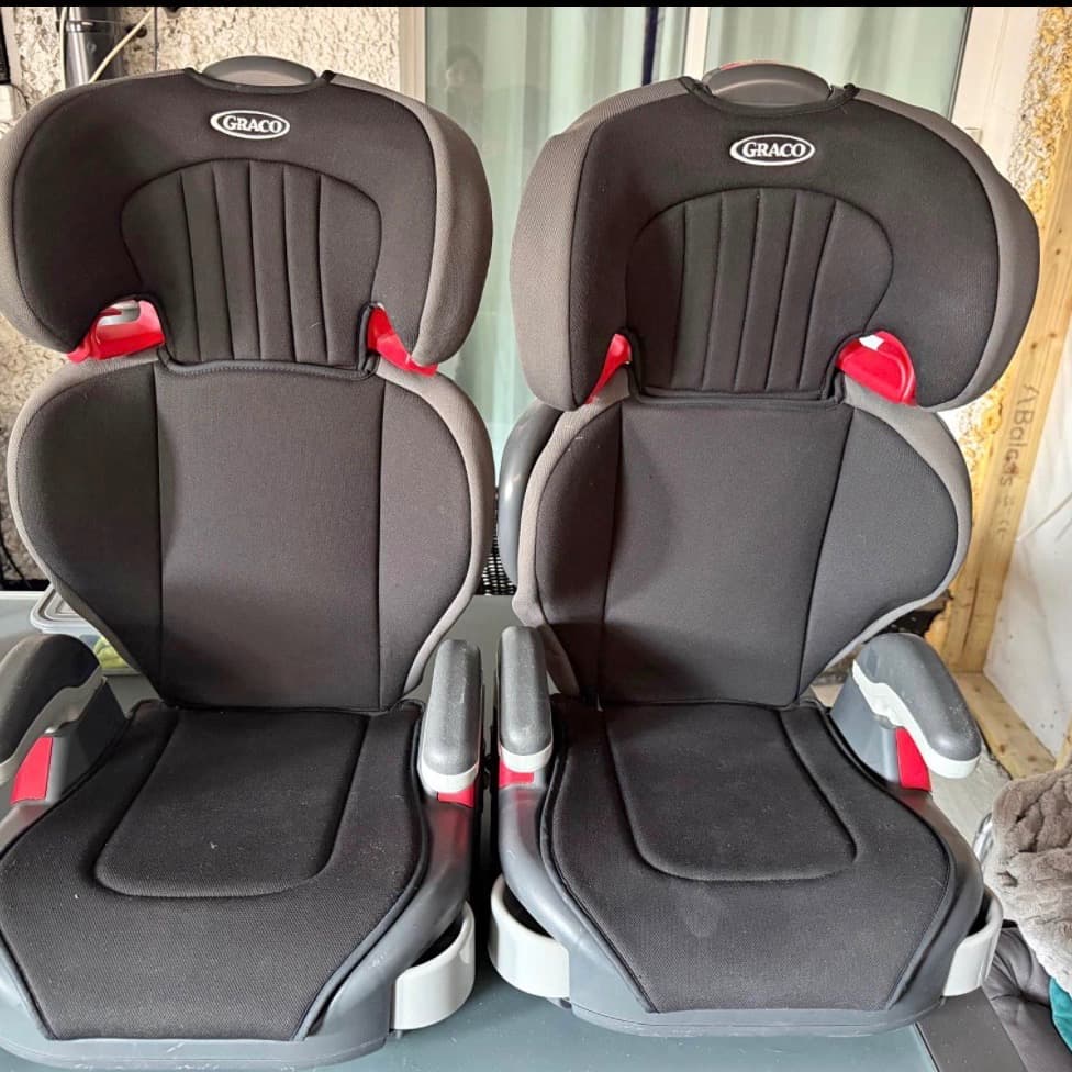 Graco high-back booster car seat  - 3