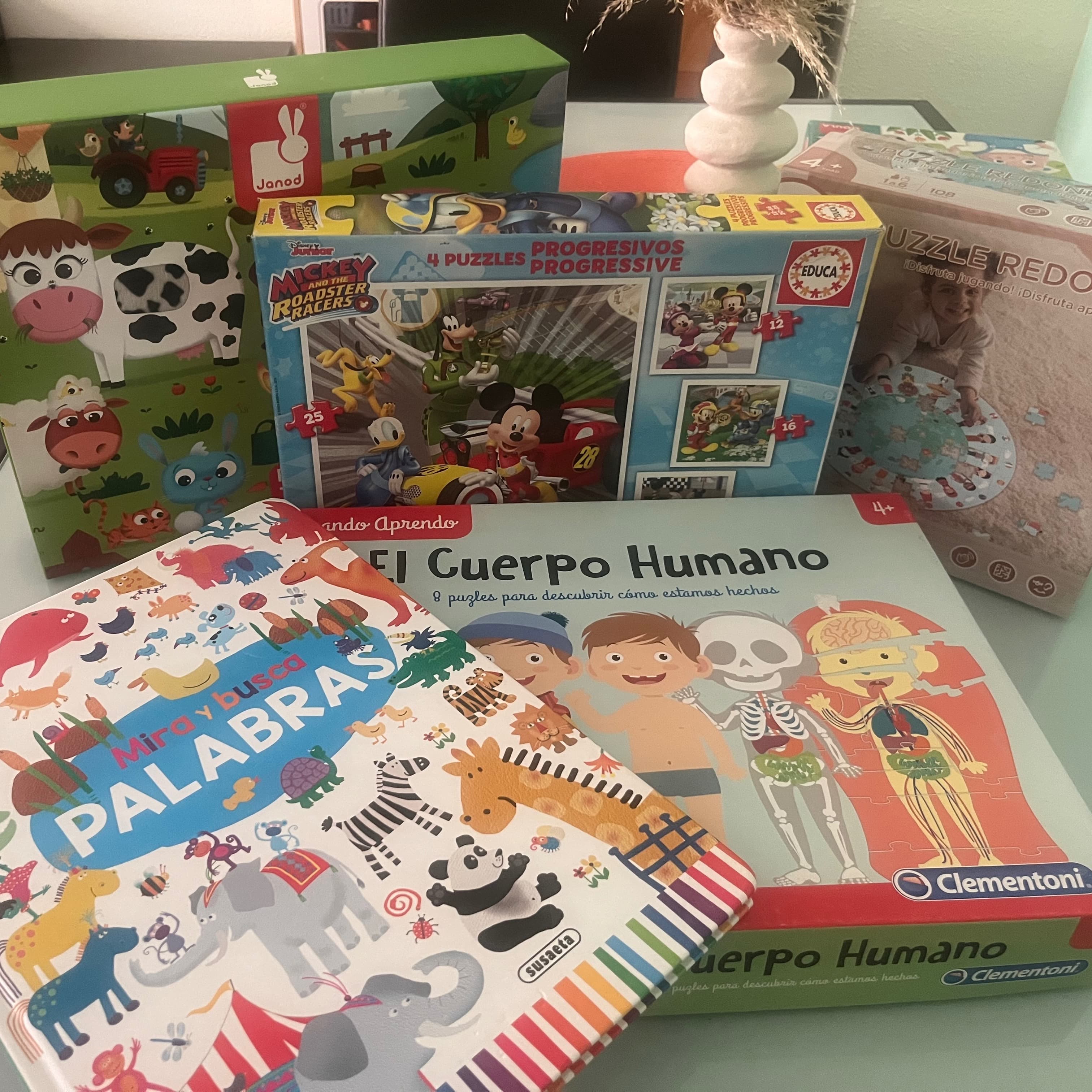 Books and games 