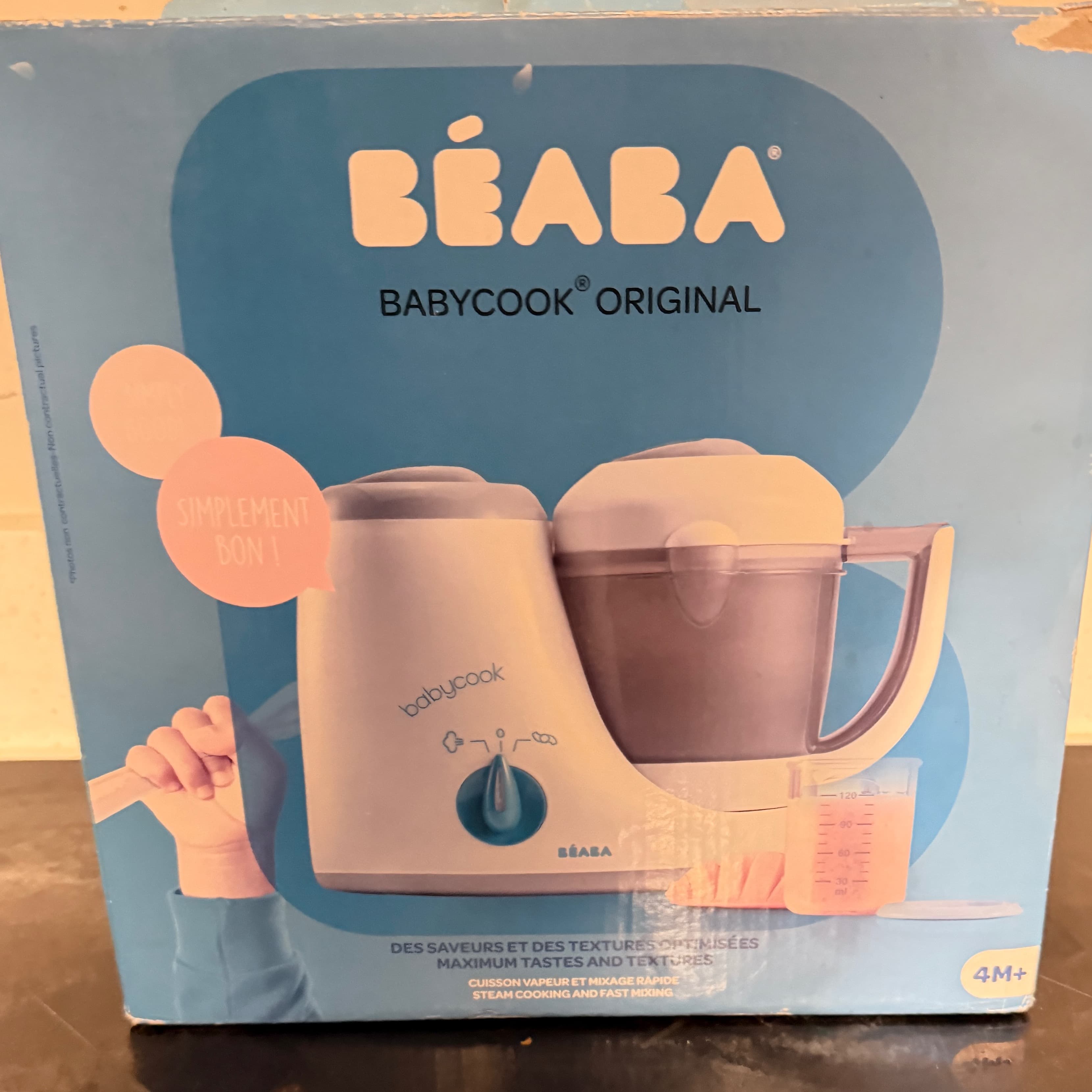 Béaba Babycook Original, a 4-in-1 baby food maker designed for steaming, blending, heating, and defrosting - 2