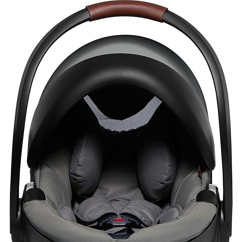 Besafe grey car seat 