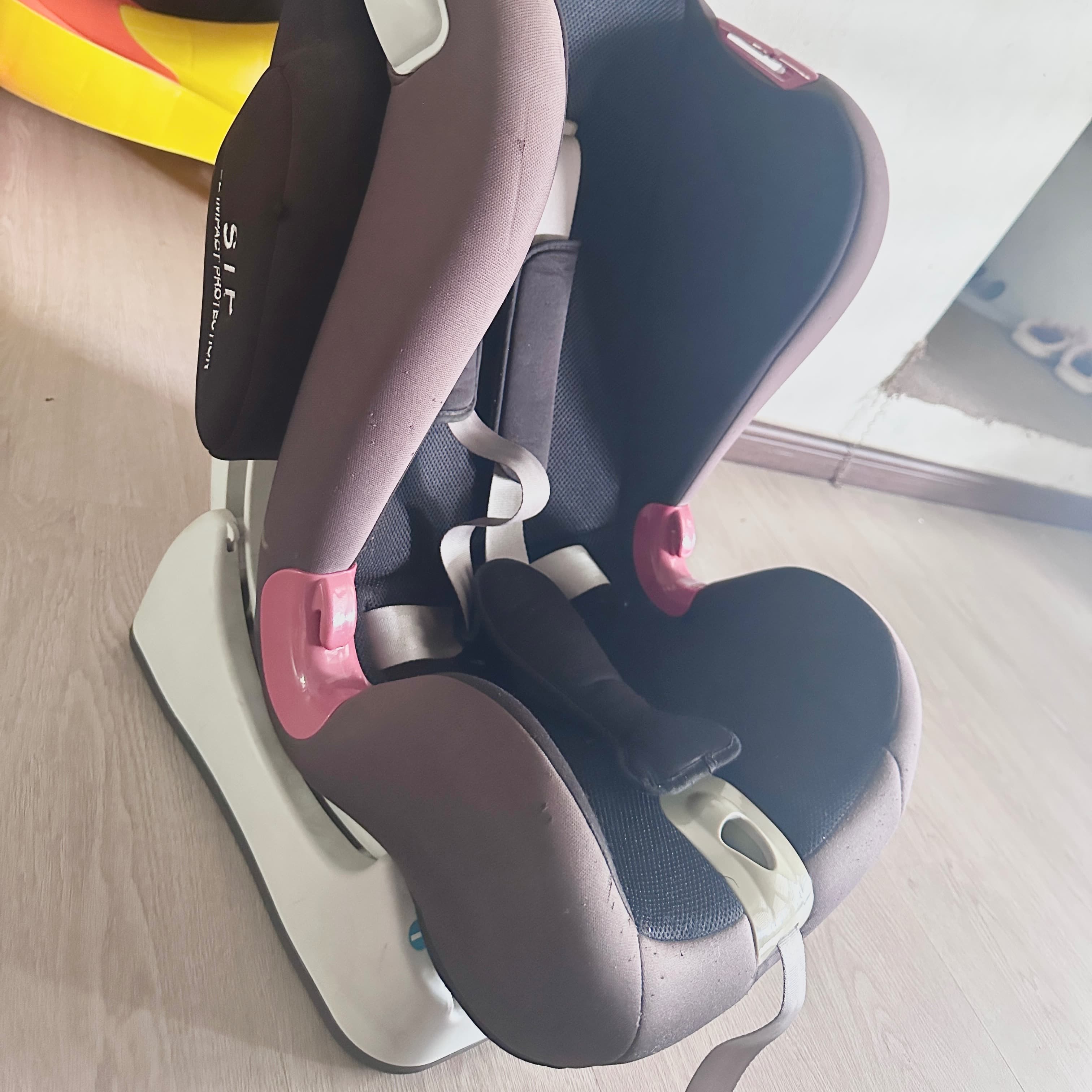 Car seat - 2