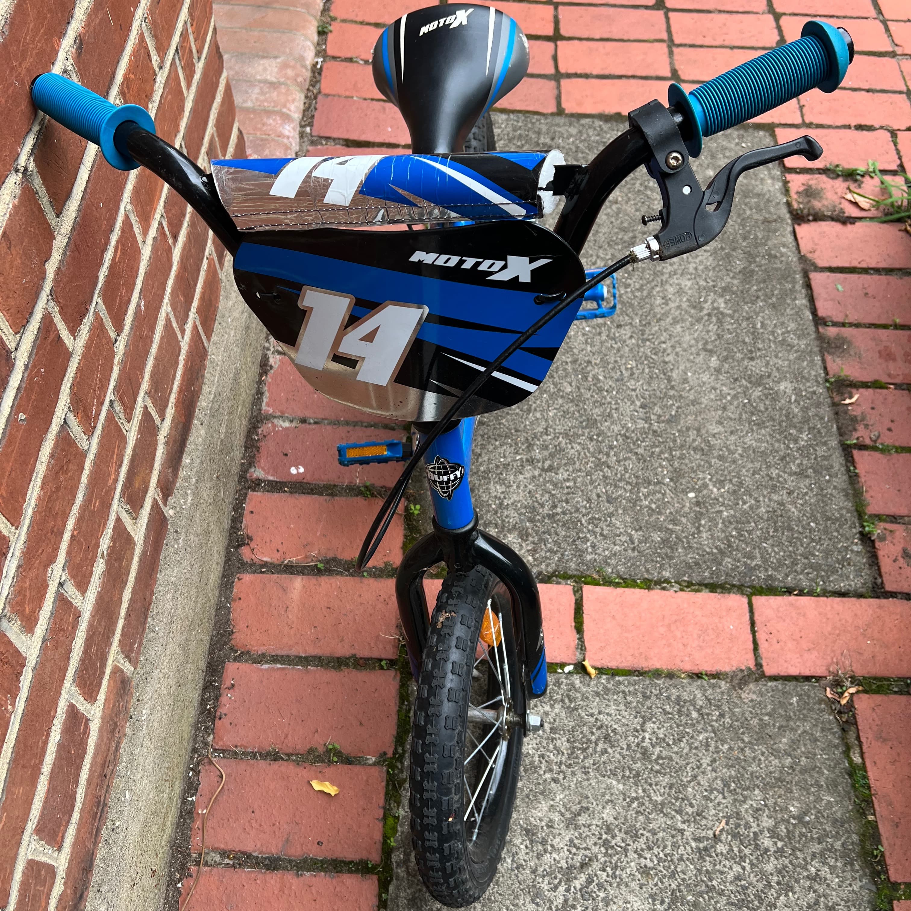 HUFFY MOTO X 14 INCH BOYS BIKE WITH HELMET BLUE/BLACK, 2-6 YEAR OLD - 2
