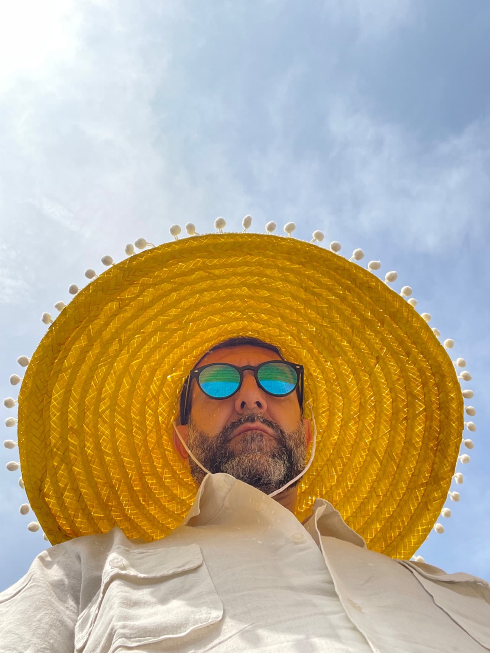 Roberto M.