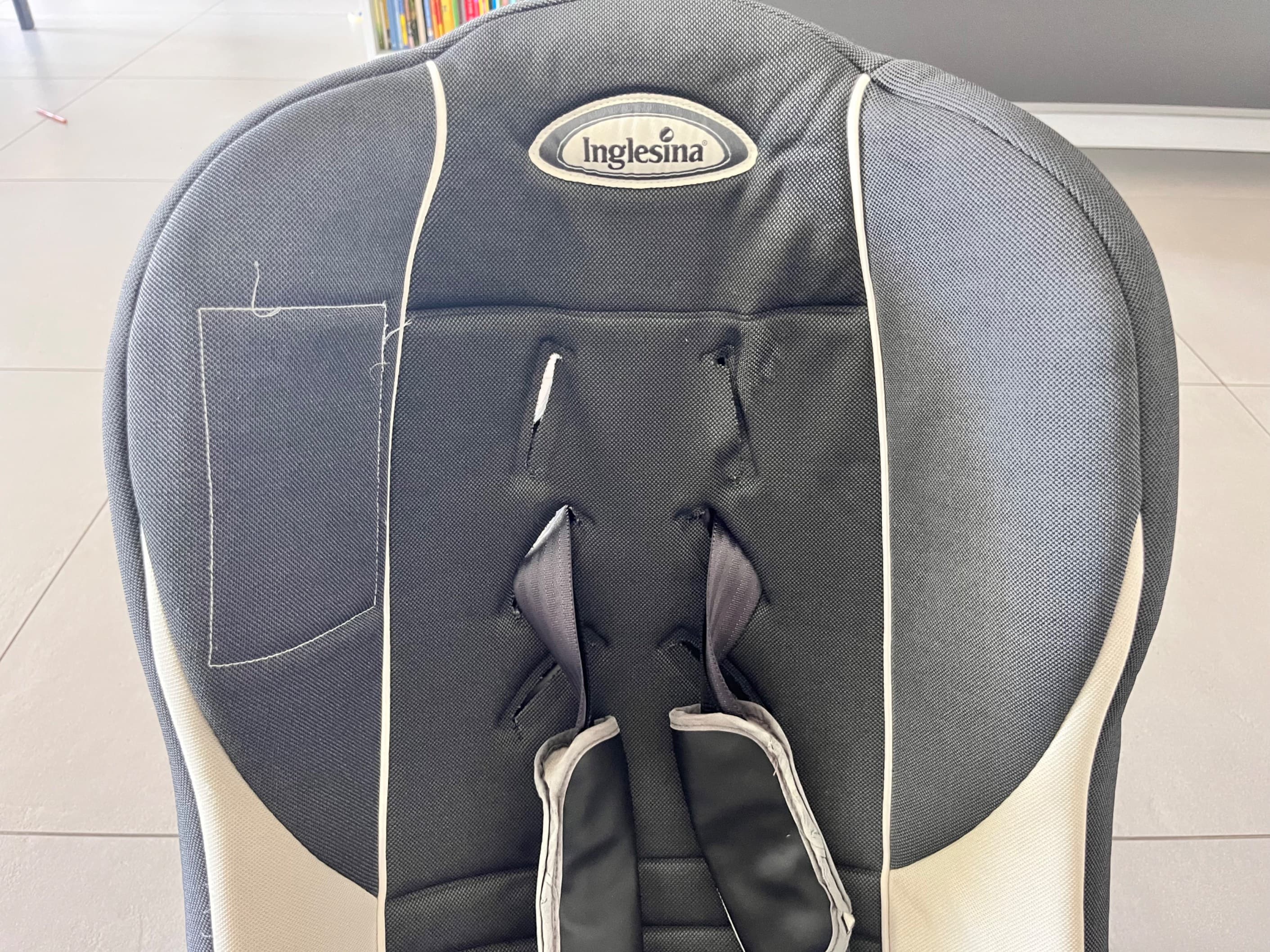Inglesina moovy car seat (0-18Kg) - 3