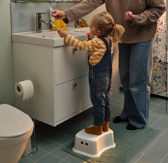Stool for your little one - 2