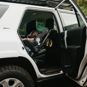 Seggiolino auto e passeggino Doona - Base inclusa - 2