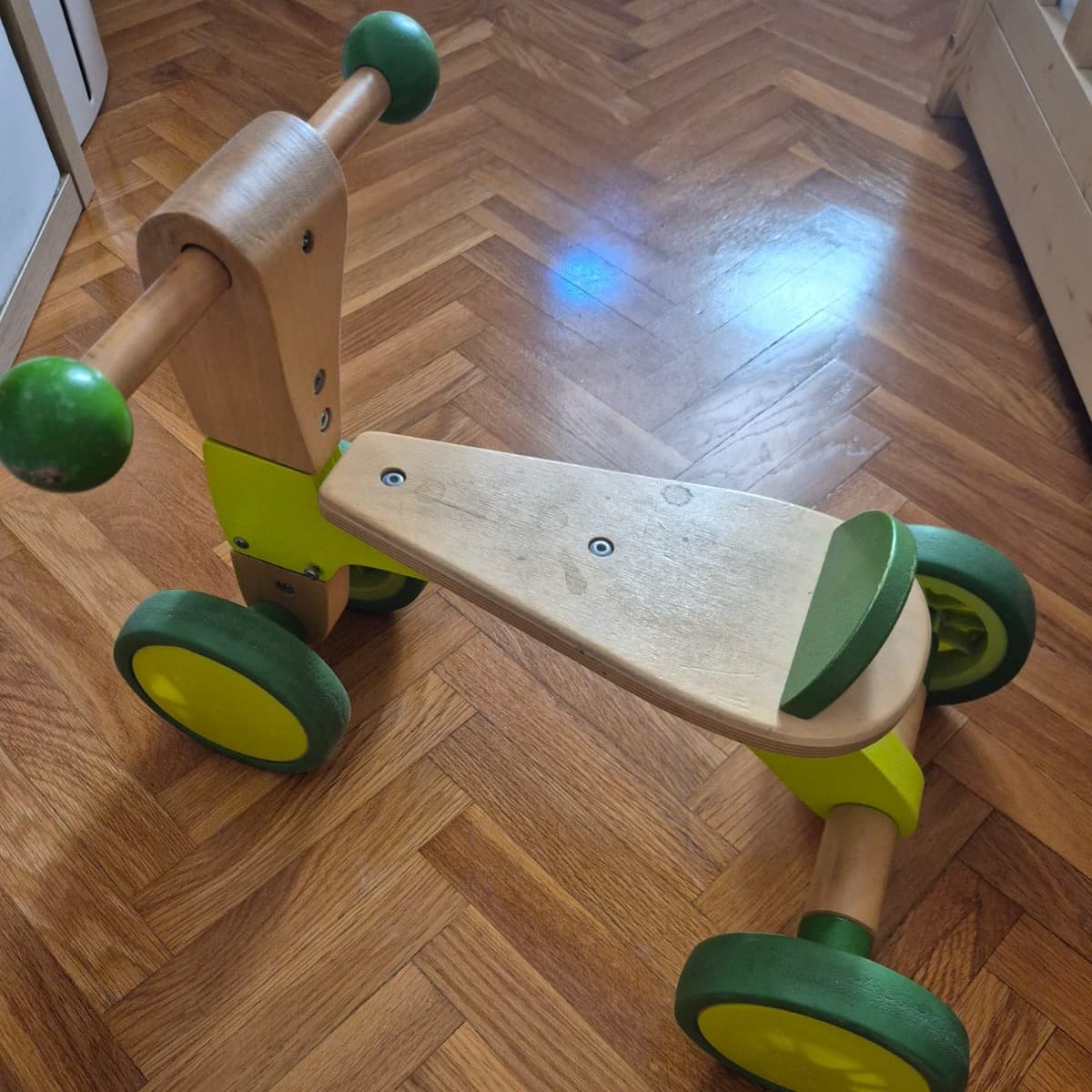 Balance Bike in legno Hape Green (senza pedali) - 2