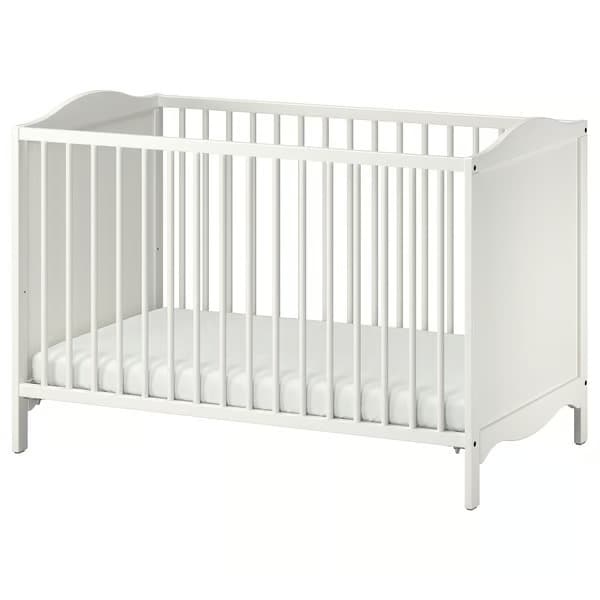 Bed with bars