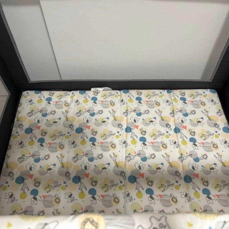 Graco Pack 'n Play Portable Playard - 2