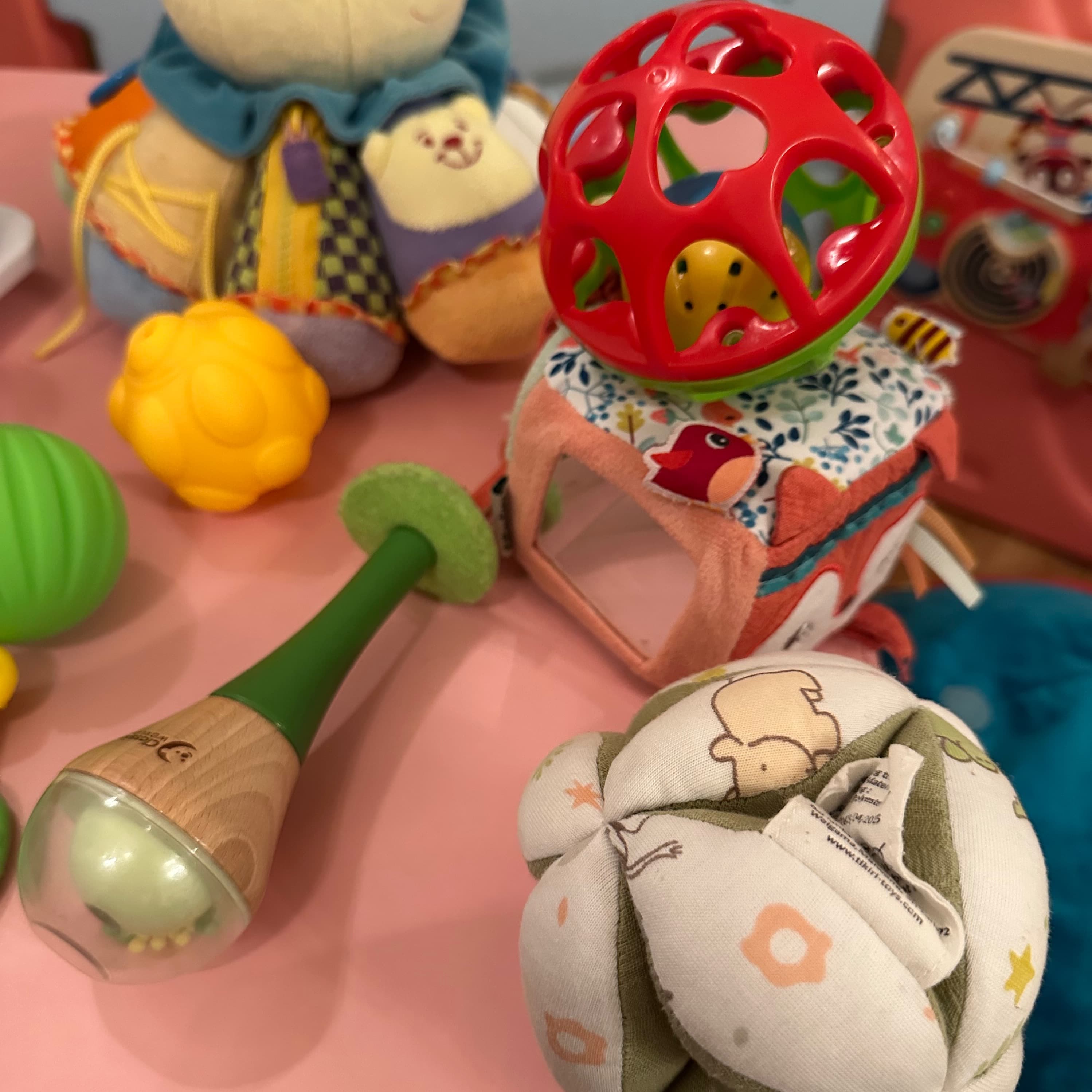 Set di 10 giocattoli/giochi tra cui scegliere (diversi esempi nelle foto). - 3