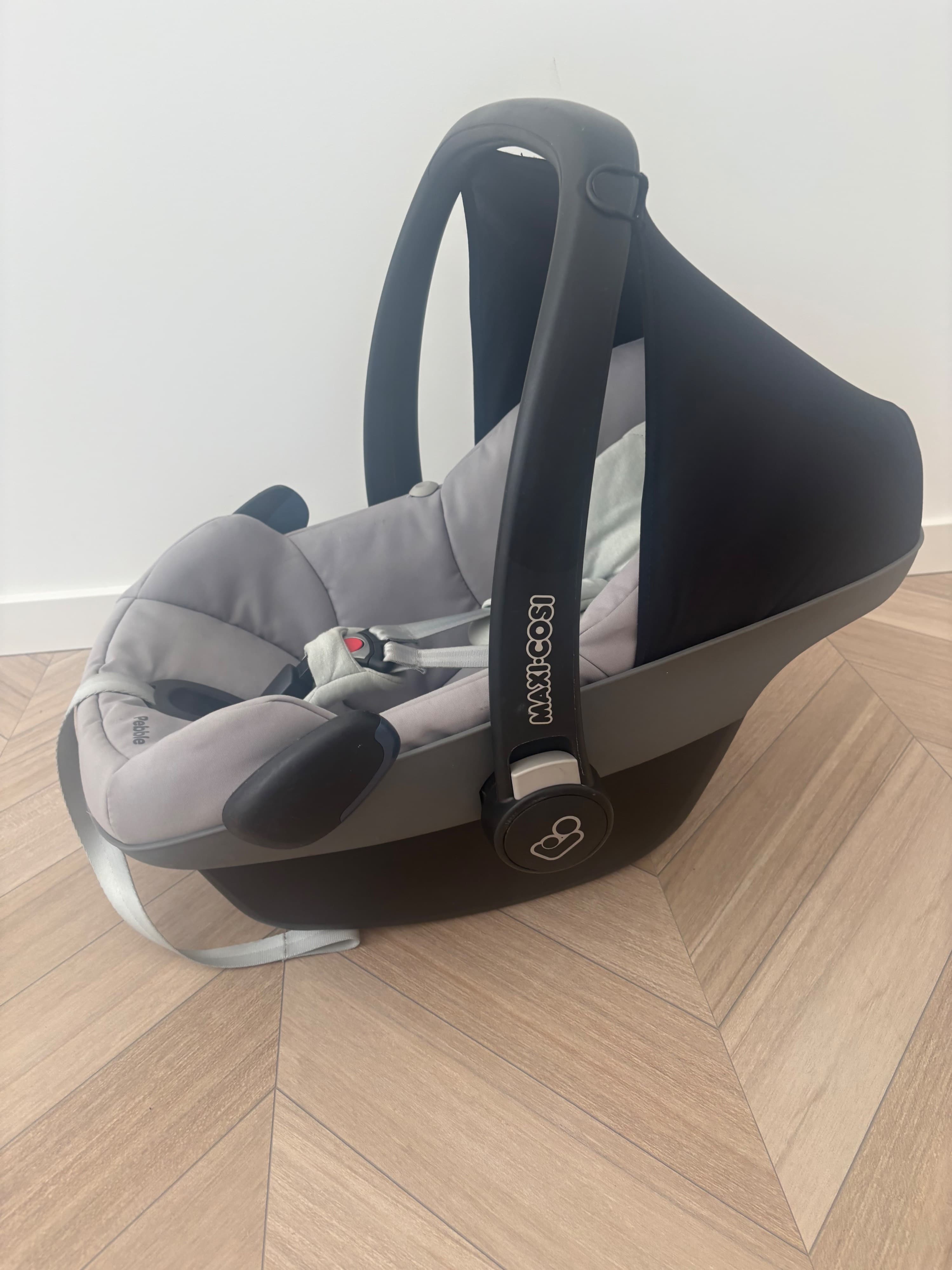 Maxi-Cosi car seat - 3