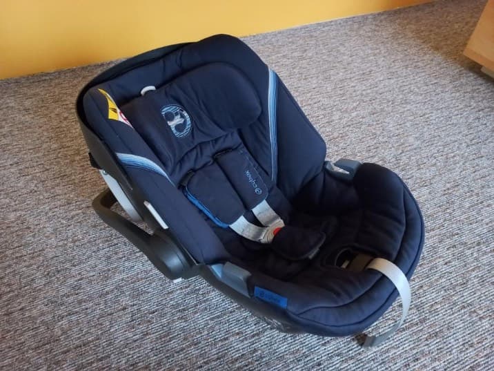 Cybex Infant Car Seat (egg)