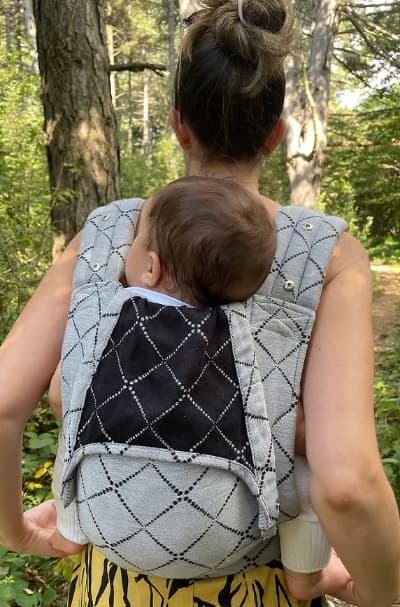 Half Buckle baby carrier, Isara