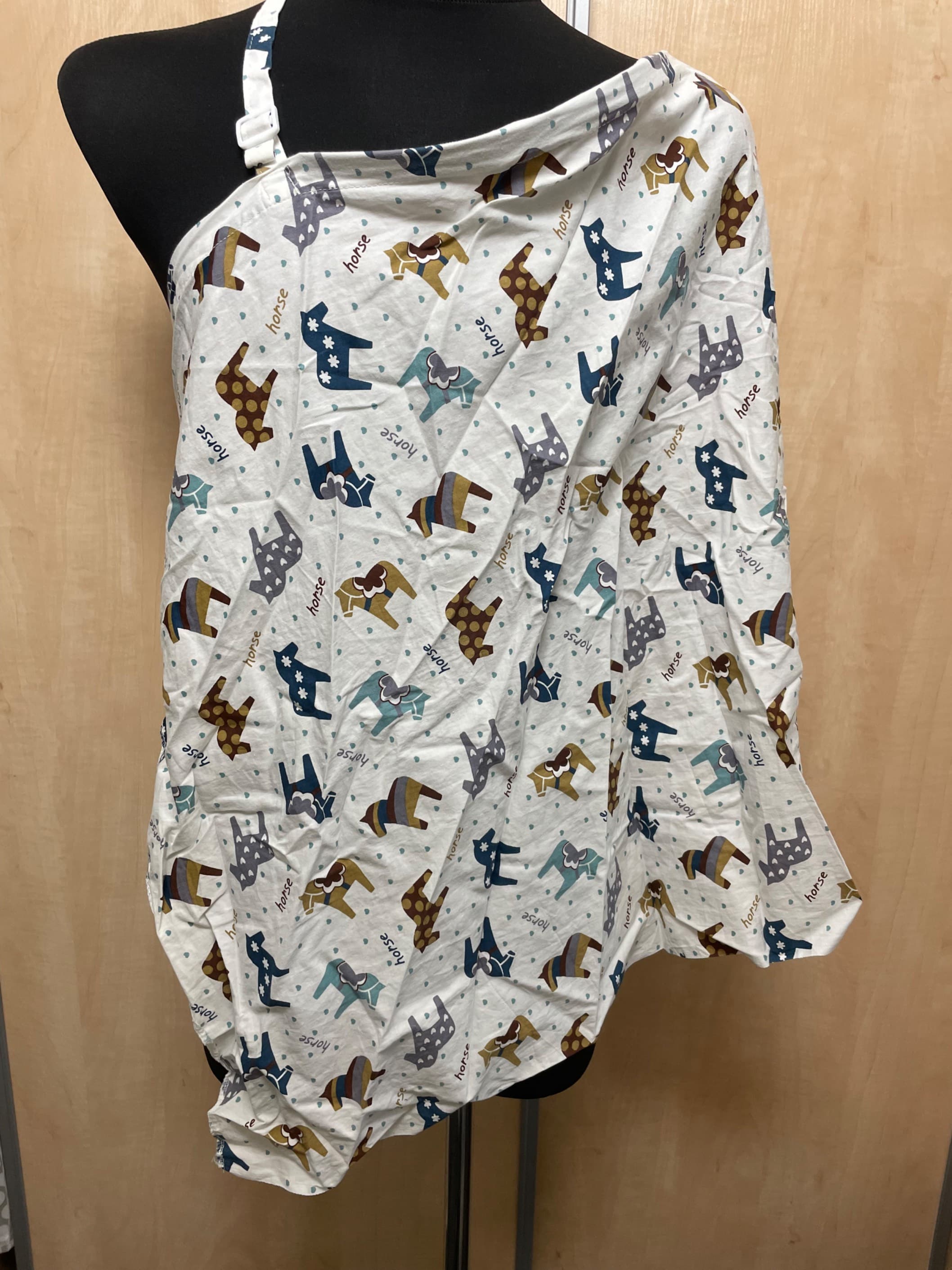 Nursing apron