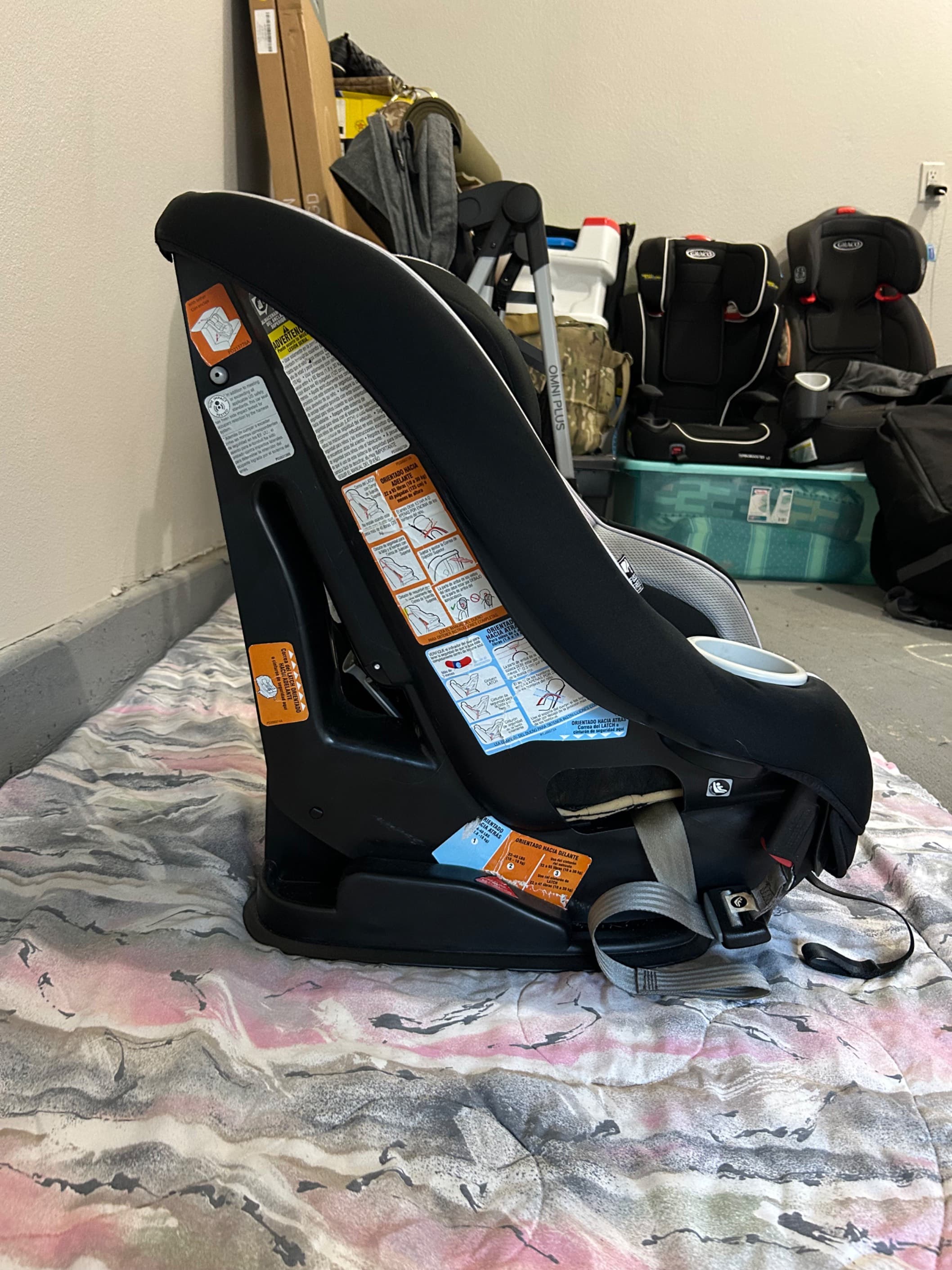 Graco Size4Me 65 Convertible Car Seat with RapidRemove Cover - 2