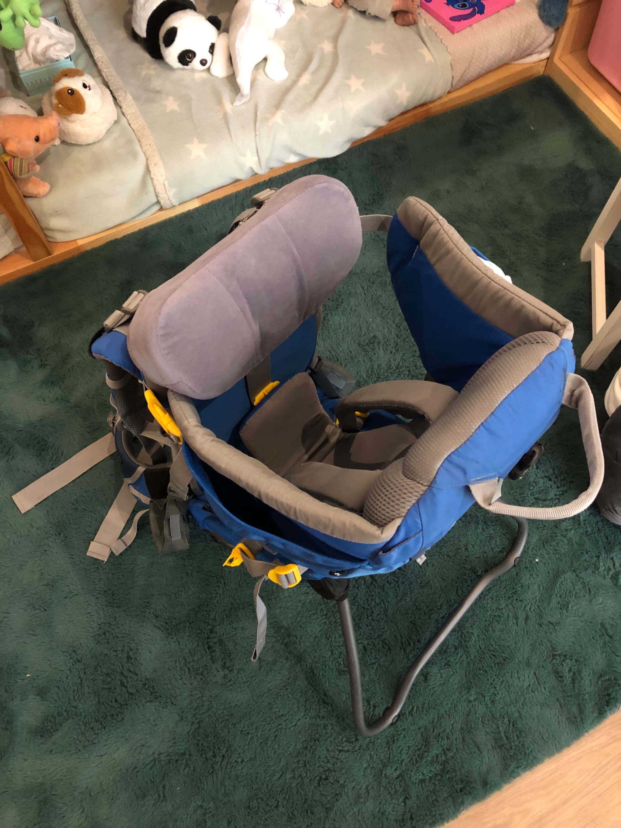 Deuter child hiking/walking carrier - 4