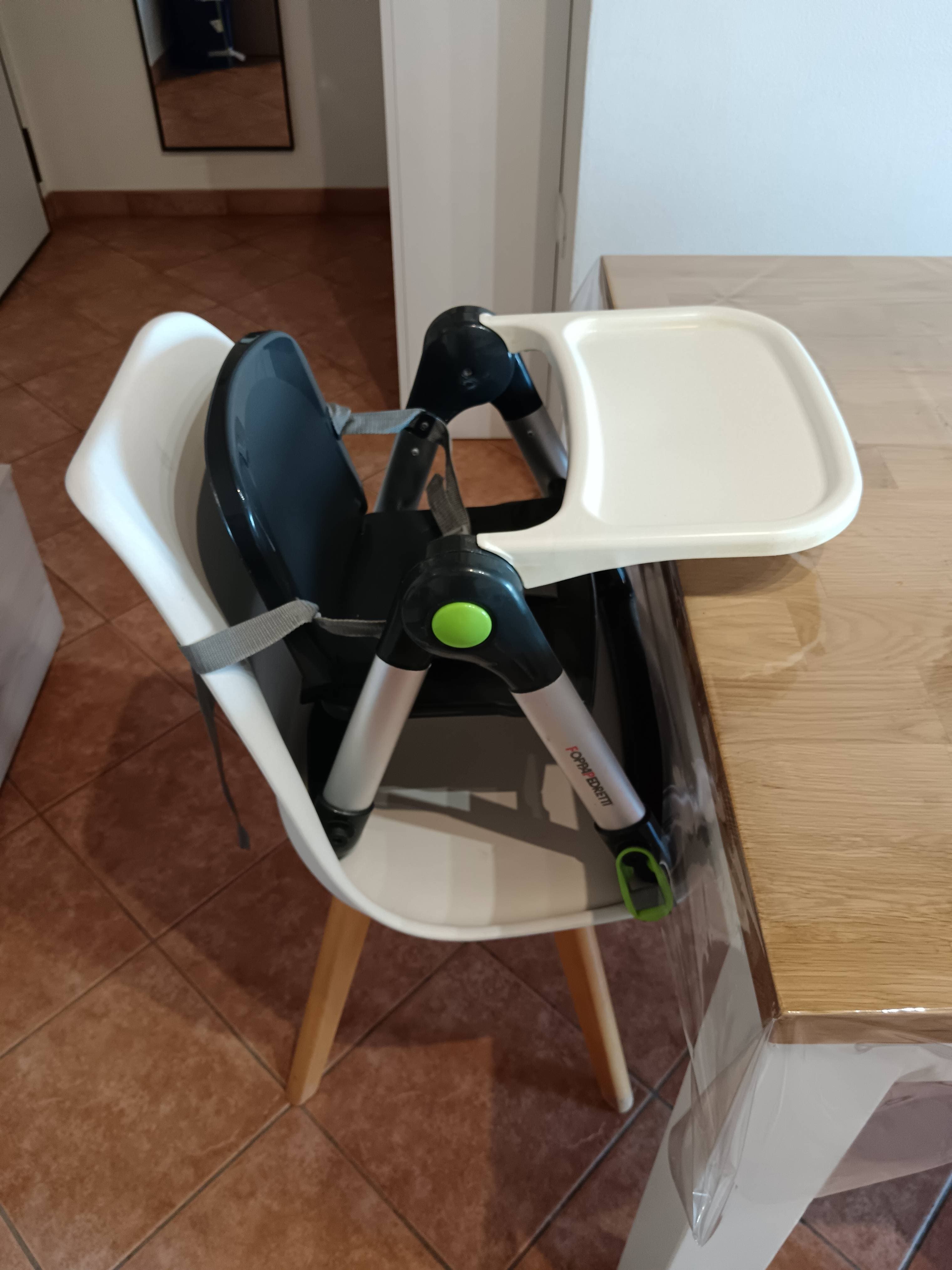 Seggiolino alzabimbo da tavolo/Table Booster - 2
