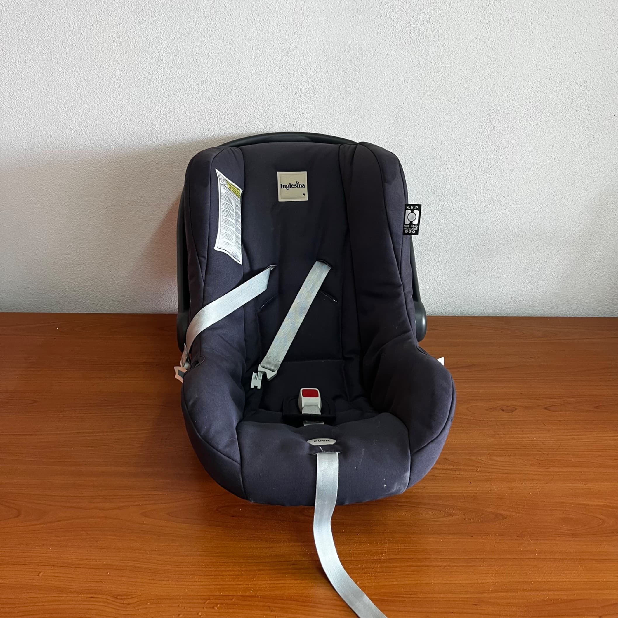 N.23 Infant car seat (0-13)