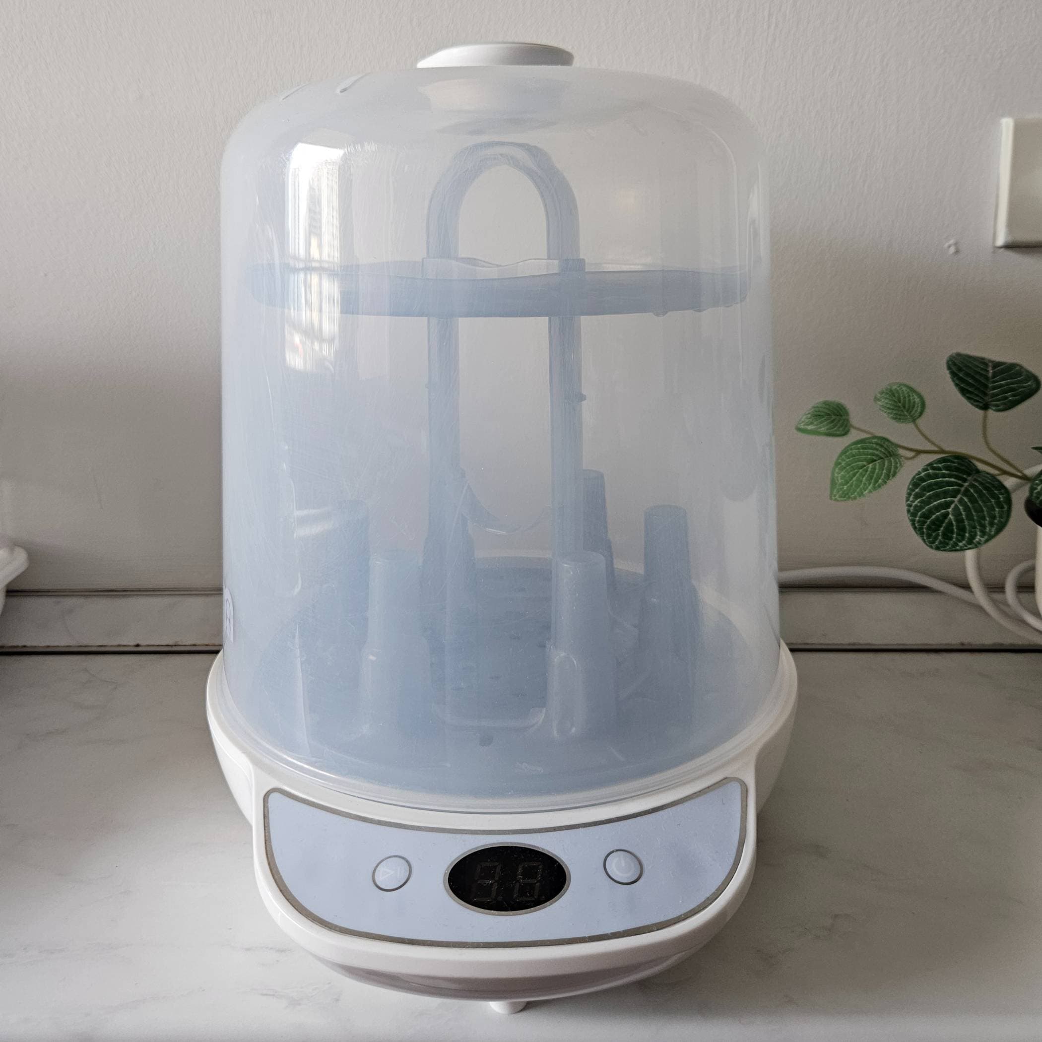 Baby bottle steriliser