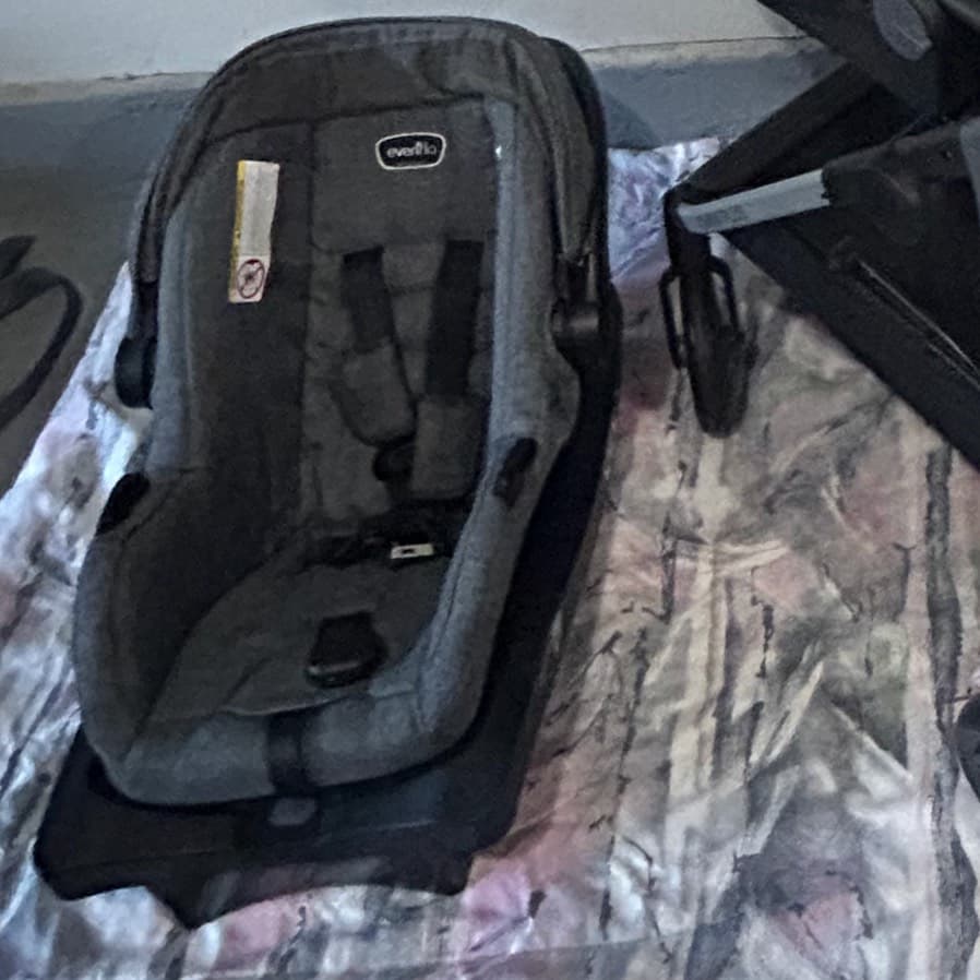 Even Flo carseat - 4
