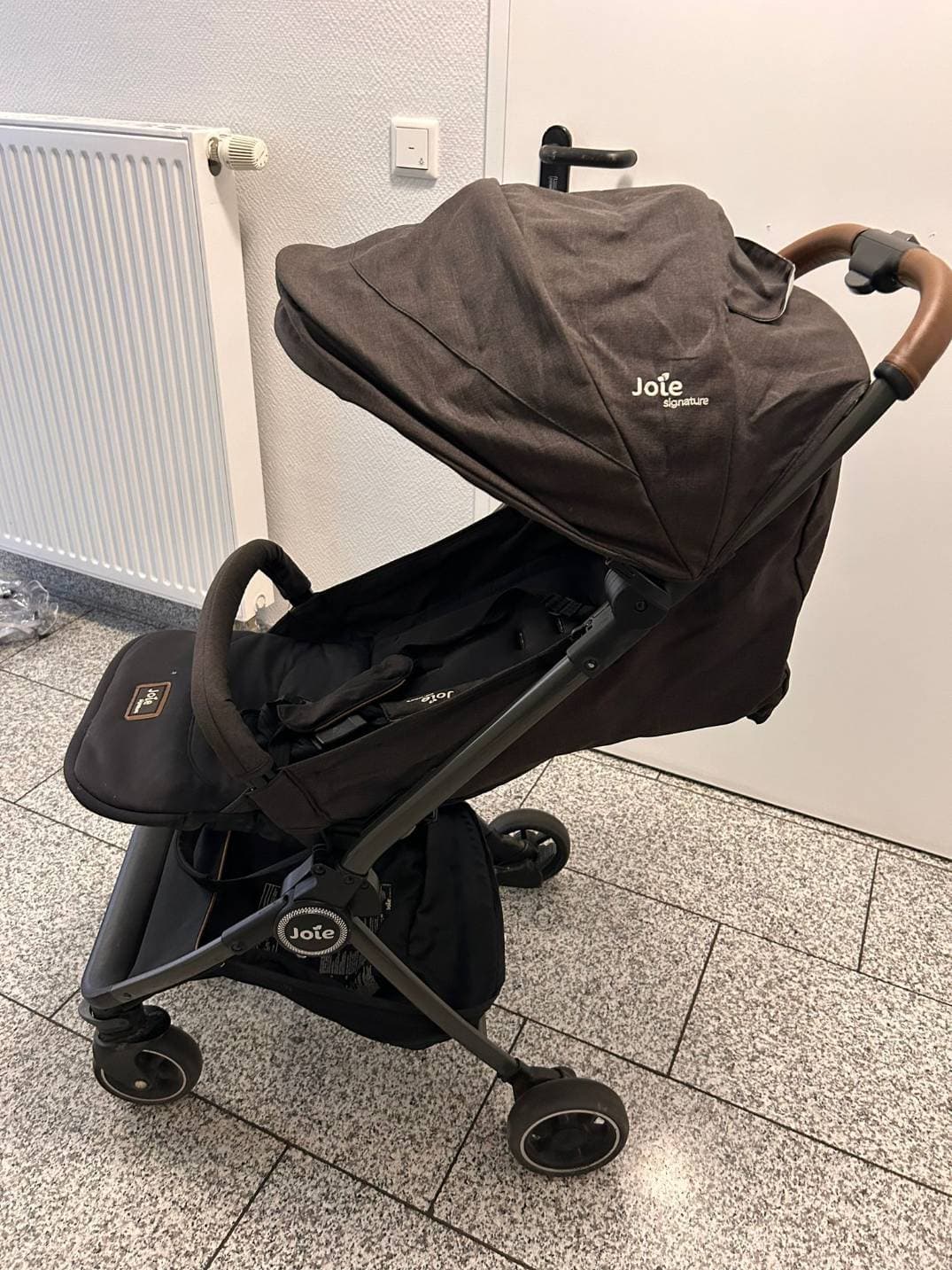 Passeggino compatto Joie Signature / Fino a 22 kg - 2