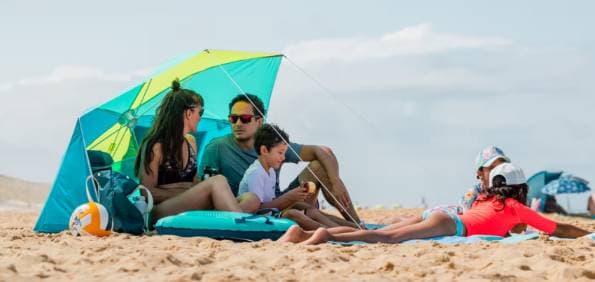 Ombrellone da spiaggia Refugio Iwiko 180 blu giallo UPF 50+ a 3 posti - 2