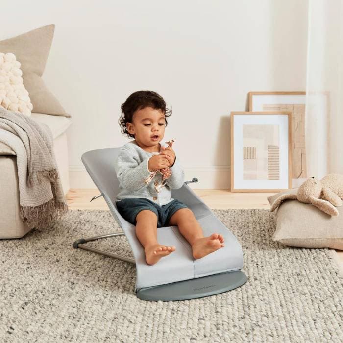 BabyBjorn Bouncer With A Toy - 3