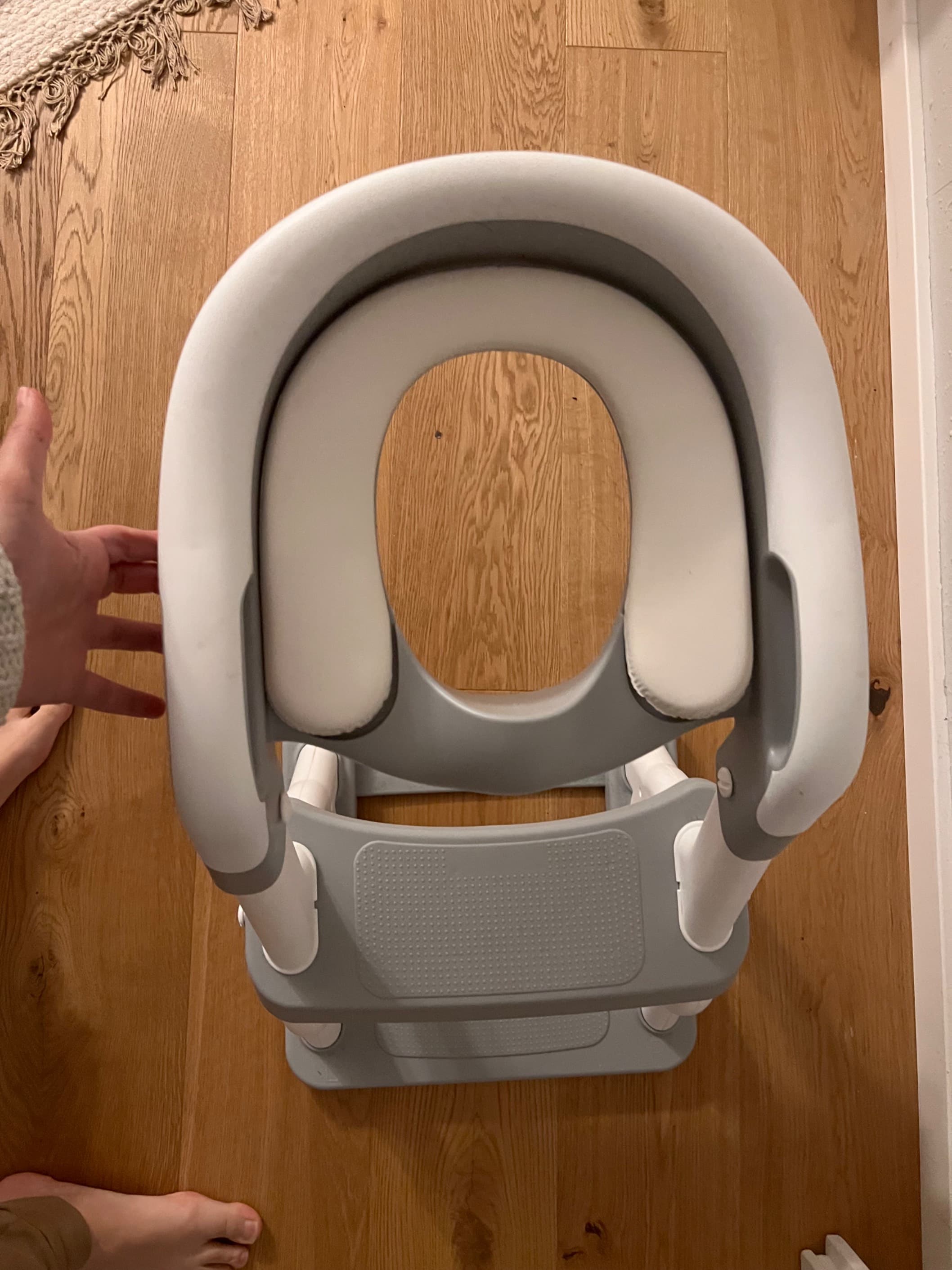 Kids toilet seat