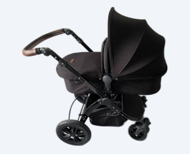 Poussette avec nacelle naissance