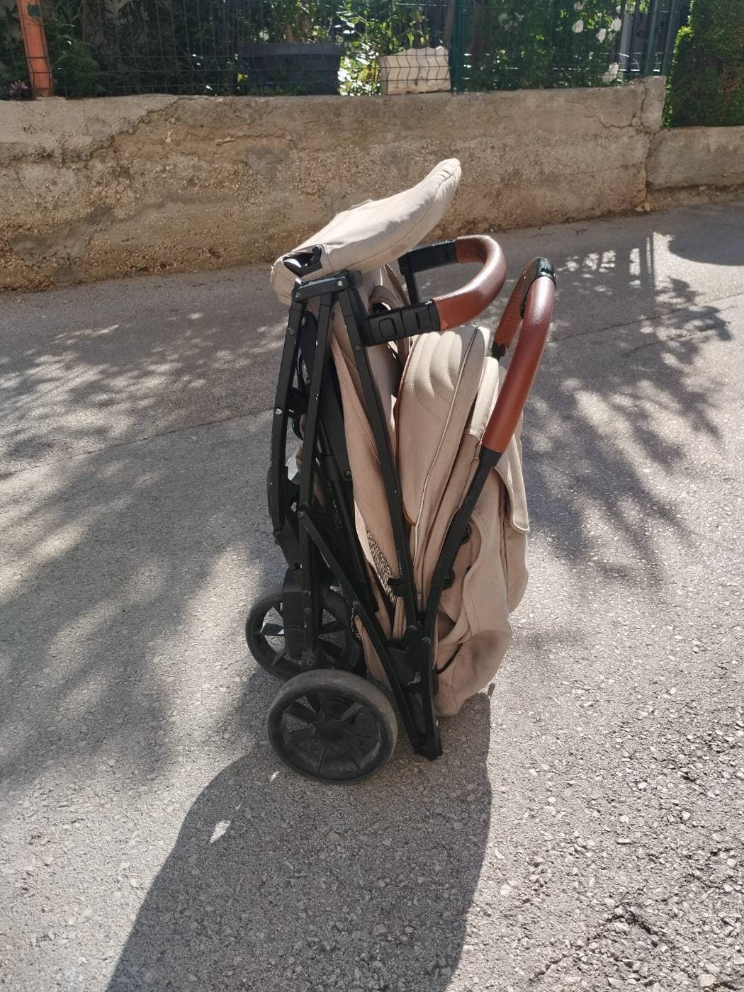 Free On stroller - 4