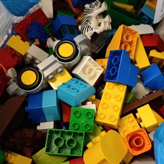 Box of duplo - 2