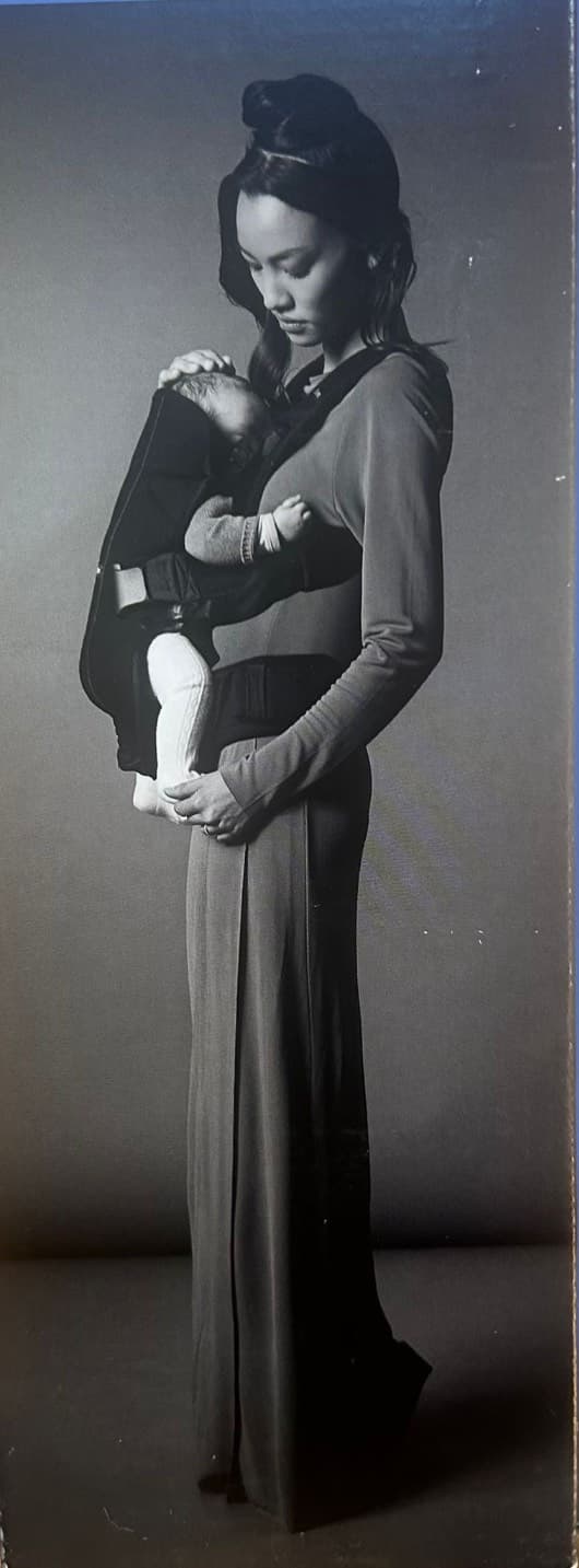 BabyBjörn ONE – Ergonomic Front & Back Baby Carrier