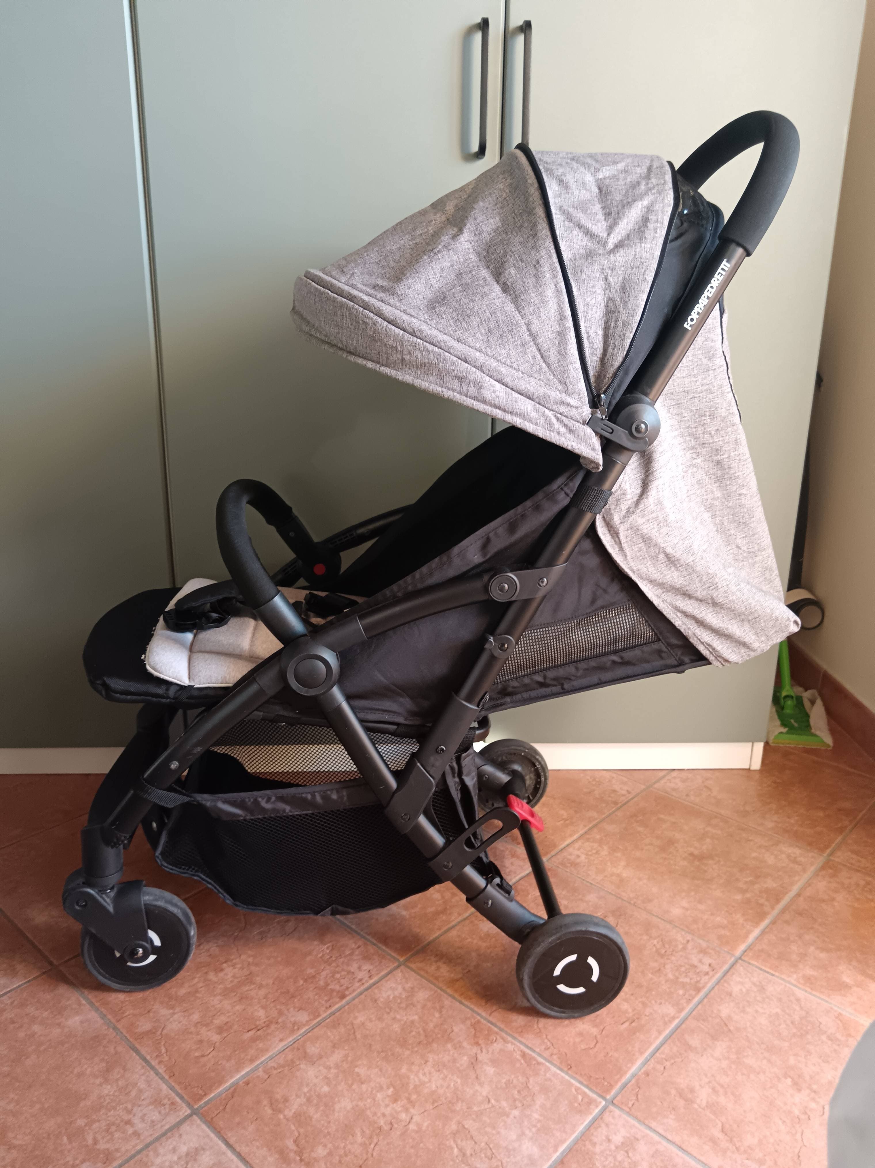 Foppapedretti Boarding Passeggino leggero e compatto/Boarding Stroller Ultra-light - 4