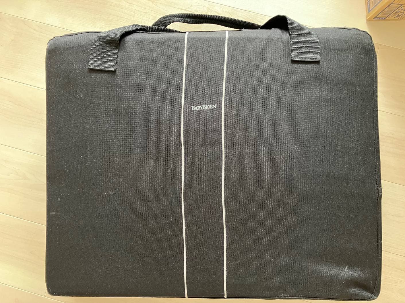 Baby Bjorn travel crib - 2