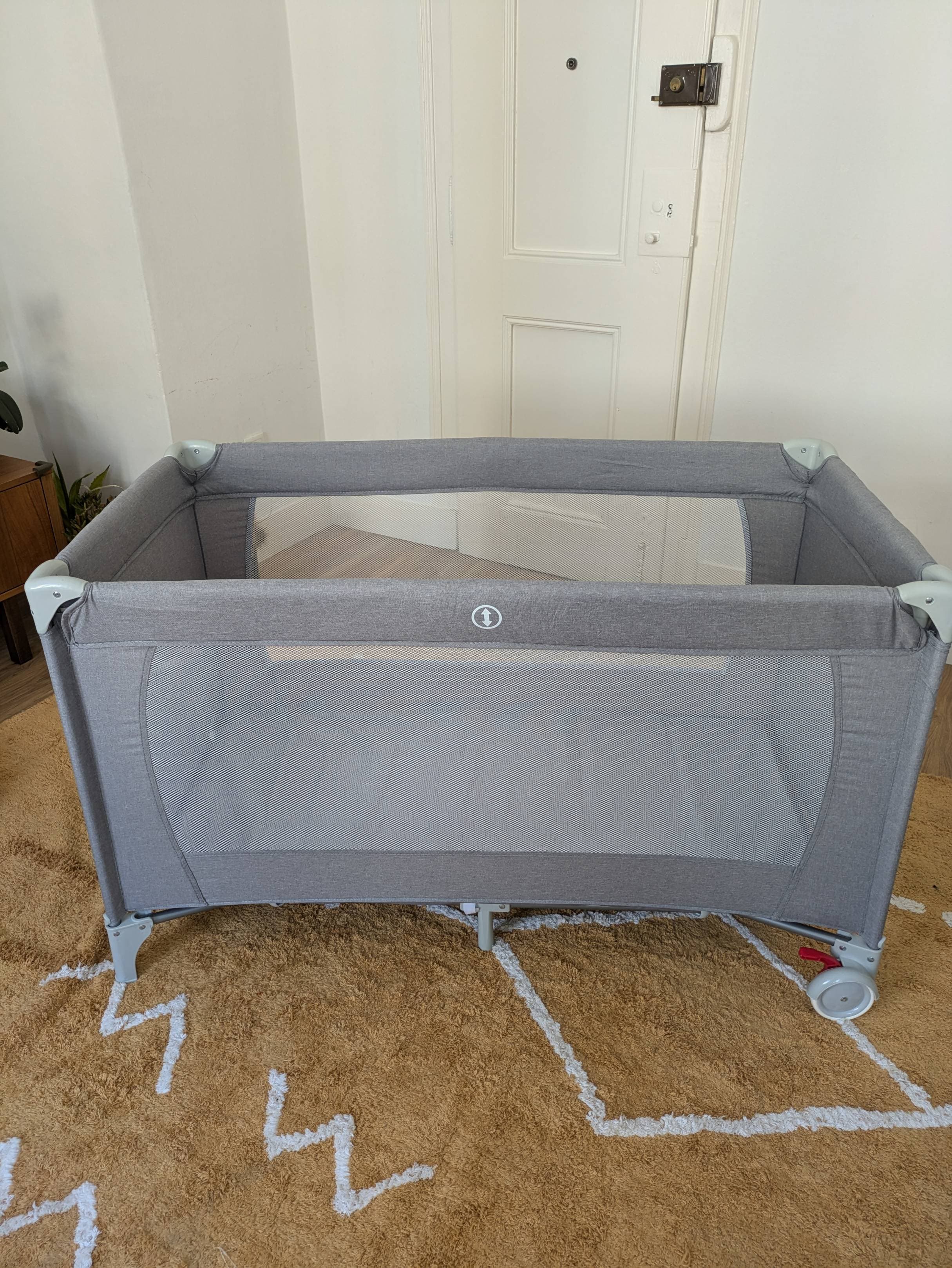 Travel Cot + ExtraMattress (portable) - 2