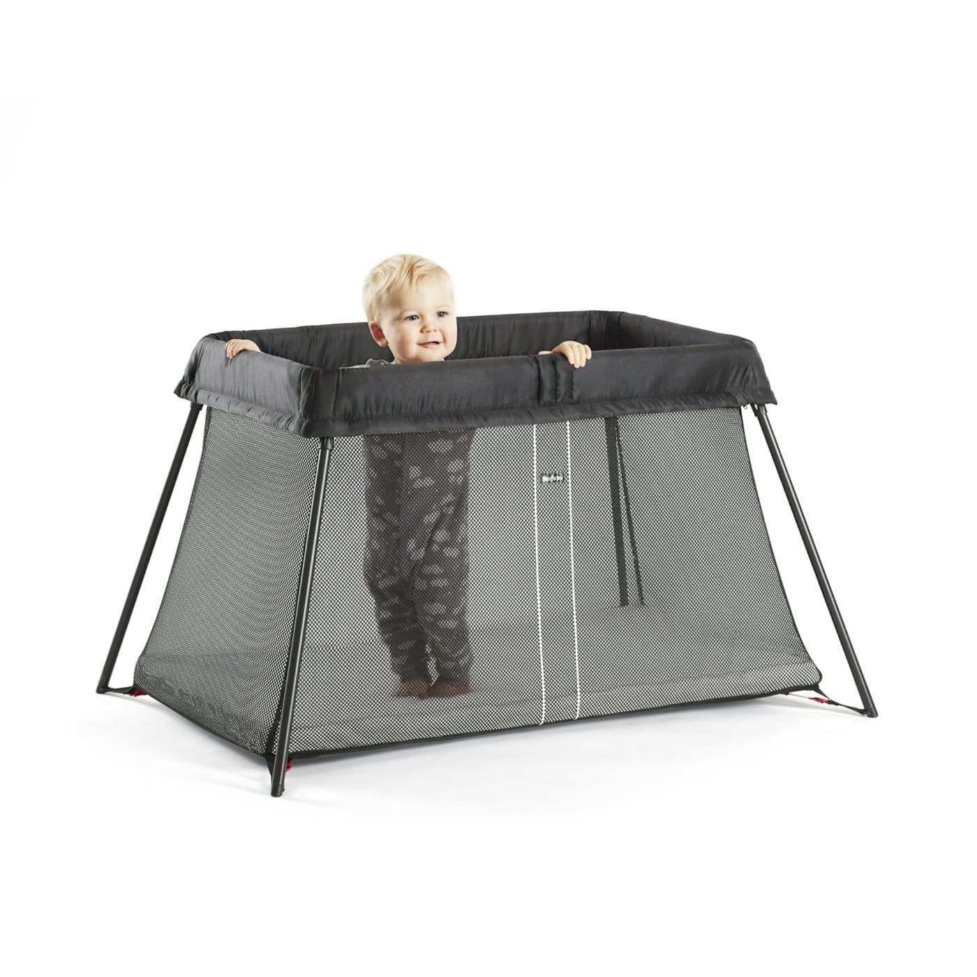 Baby bjorn travel crib/play yard