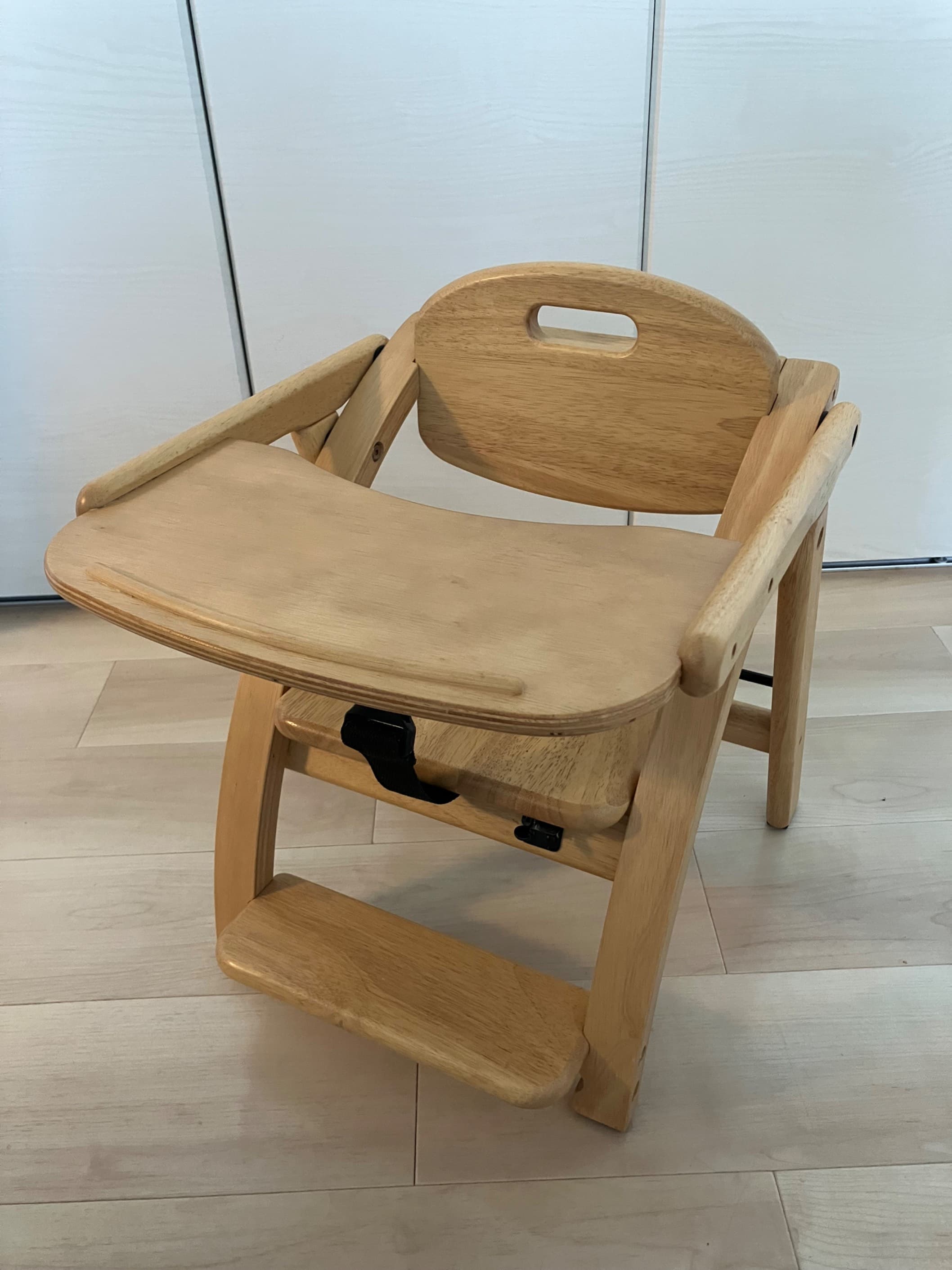 Baby chair with table - foldable